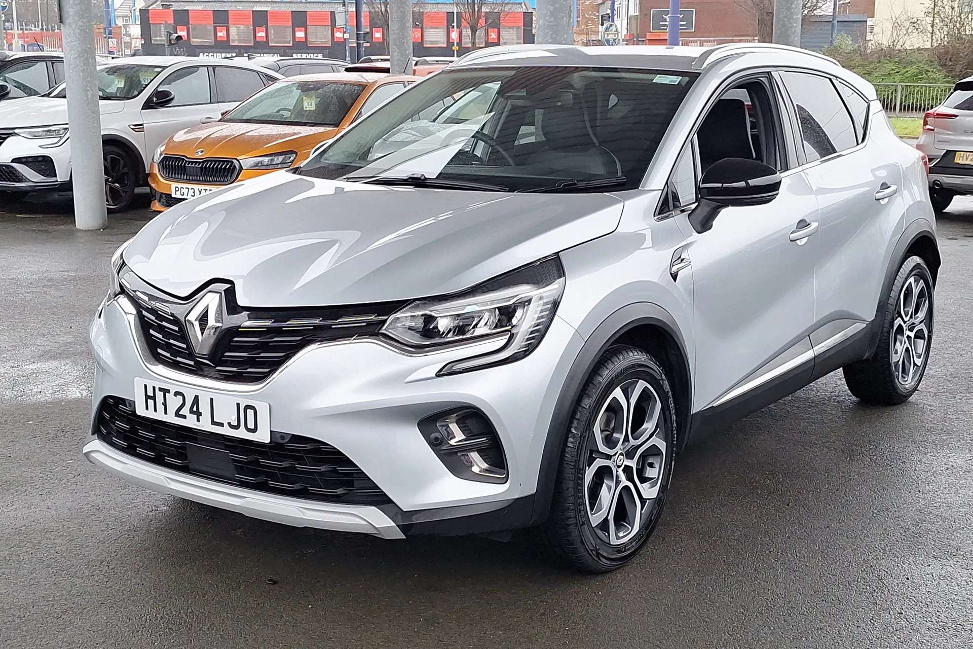 2024 RENAULT CAPTUR 2024 RENAULT CAPTUR