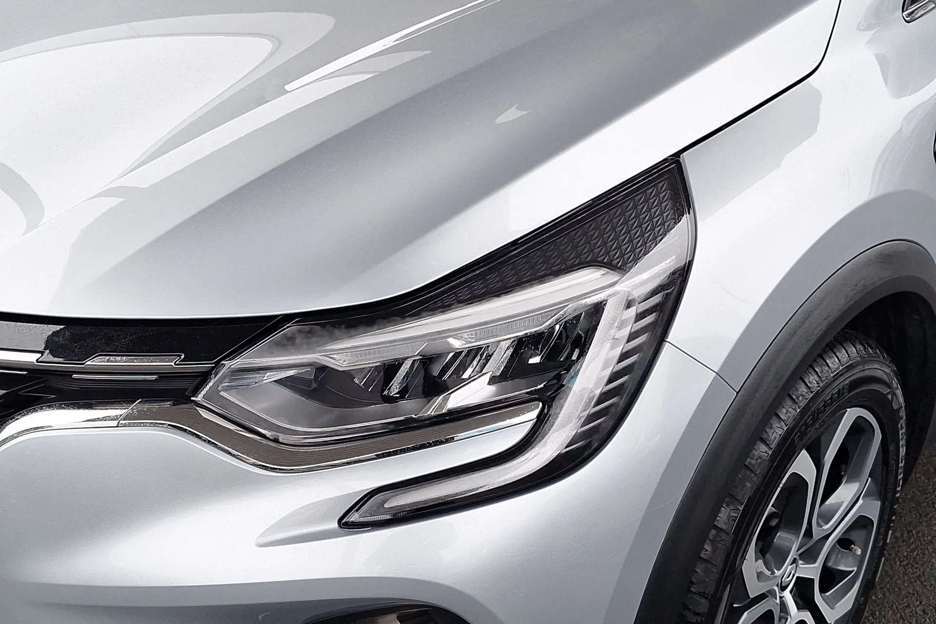 2024 RENAULT CAPTUR 2024 RENAULT CAPTUR