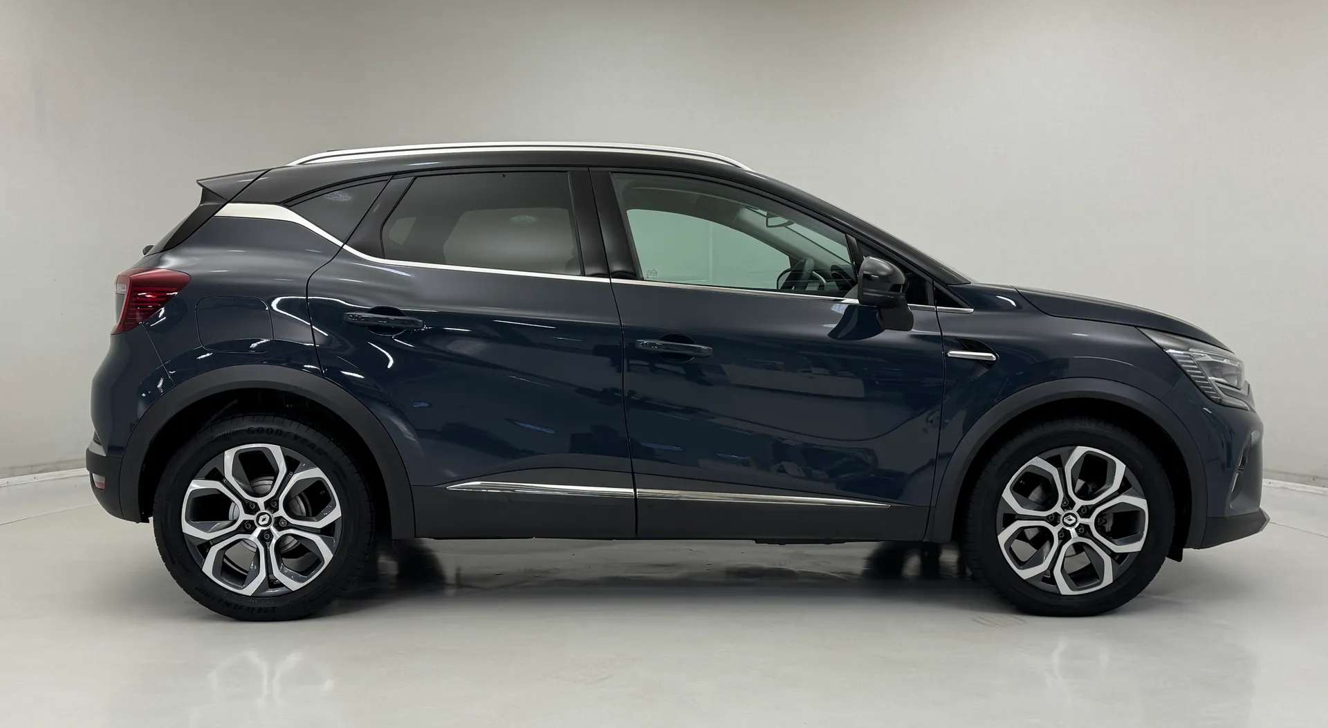 2022 RENAULT CAPTUR 2022 RENAULT CAPTUR
