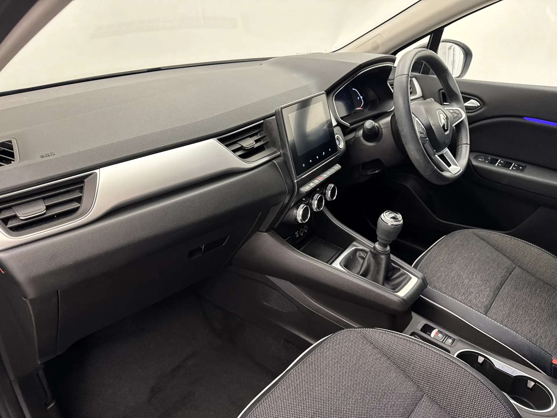 2022 RENAULT CAPTUR 2022 RENAULT CAPTUR