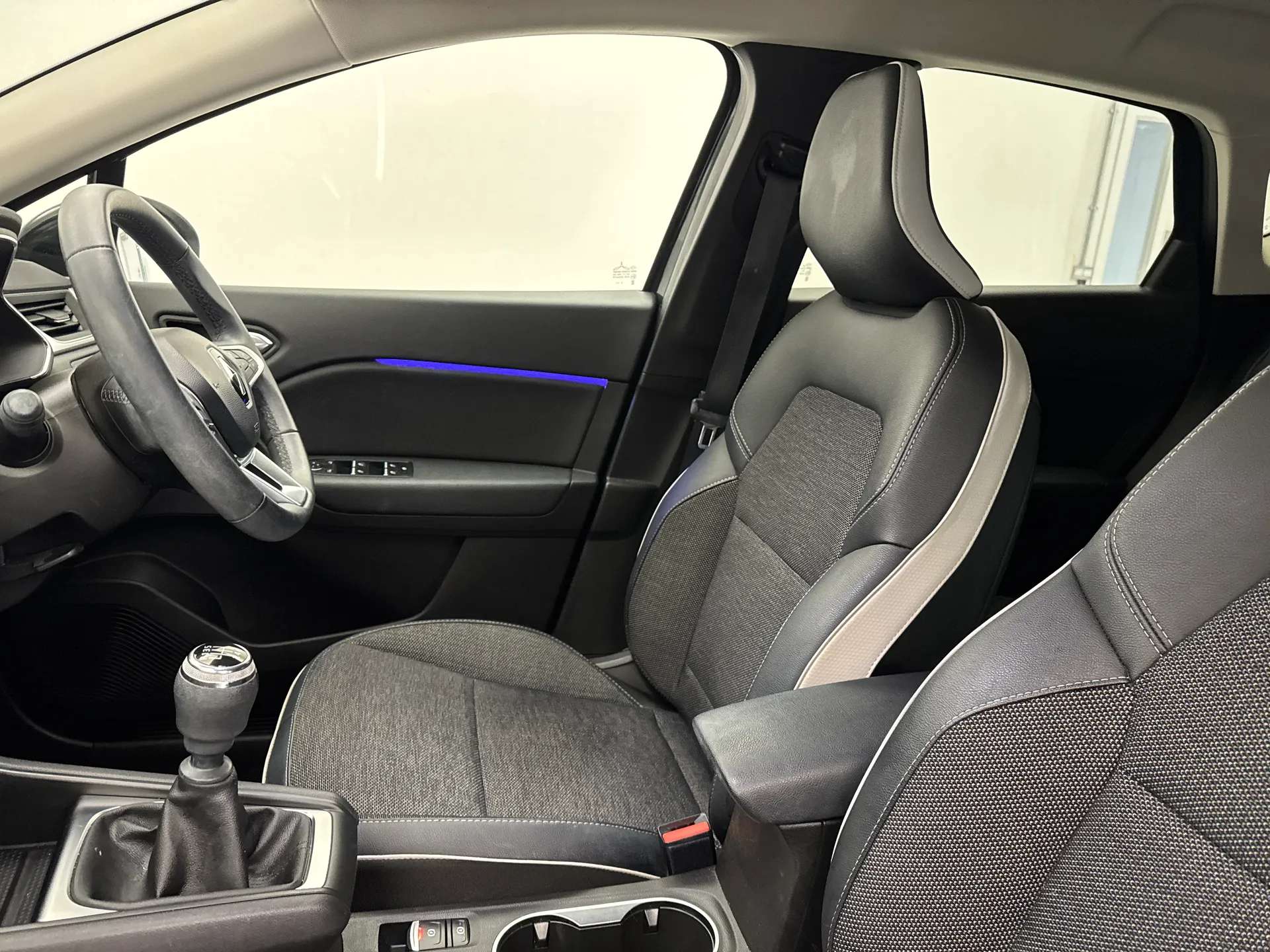 2022 RENAULT CAPTUR 2022 RENAULT CAPTUR