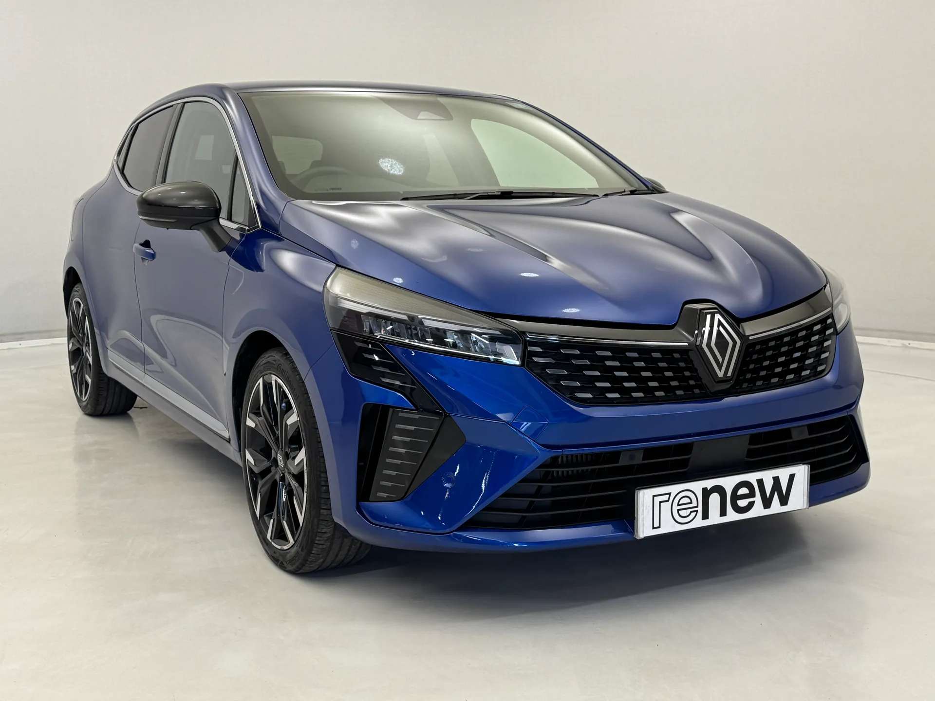 A 2024 RENAULT CLIO 1.0 TCe 90 Techno 5dr A 2024 RENAULT CLIO 1.0 TCe 90 Techno 5dr
