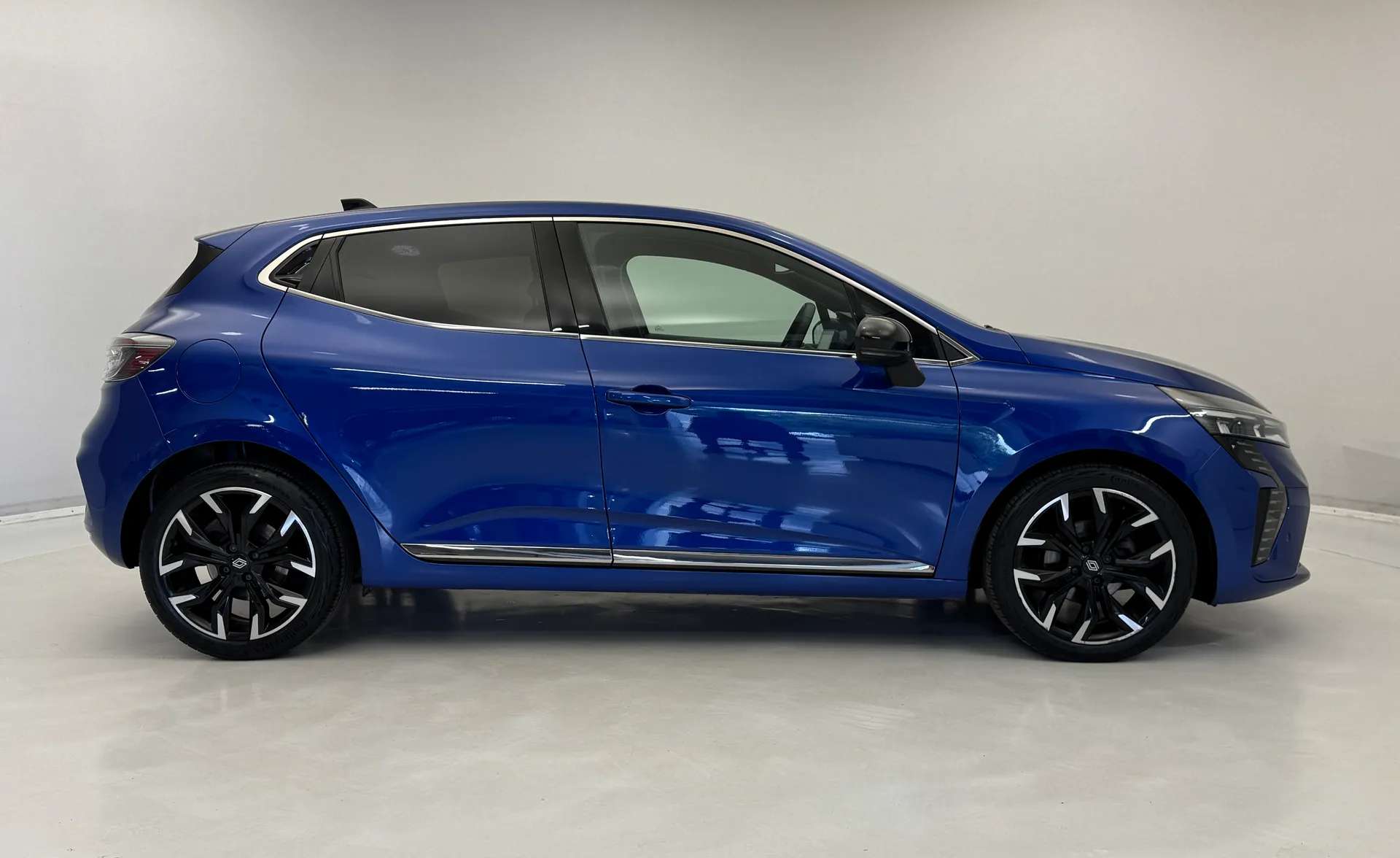 2024 RENAULT CLIO 2024 RENAULT CLIO