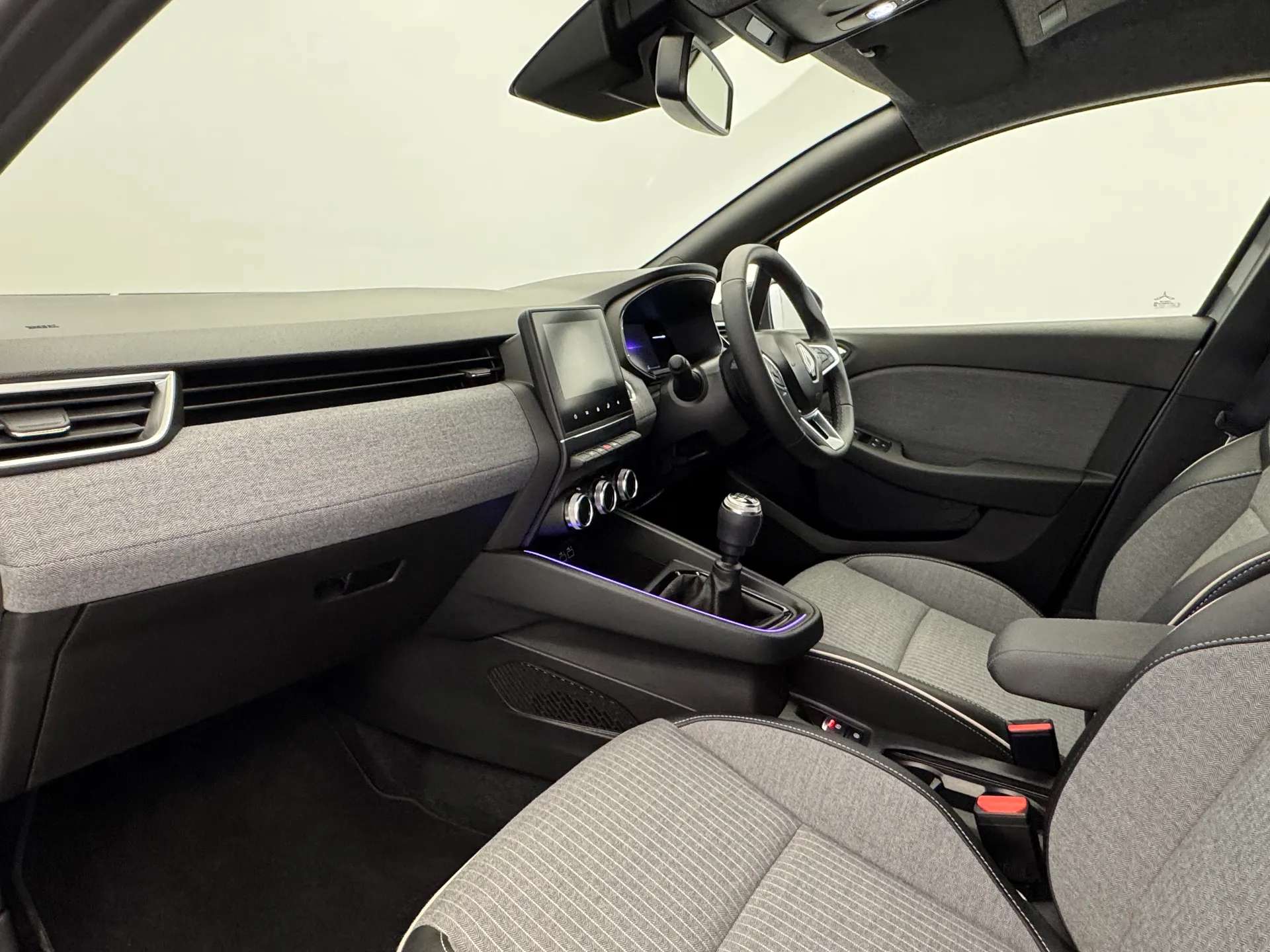2024 RENAULT CLIO 2024 RENAULT CLIO