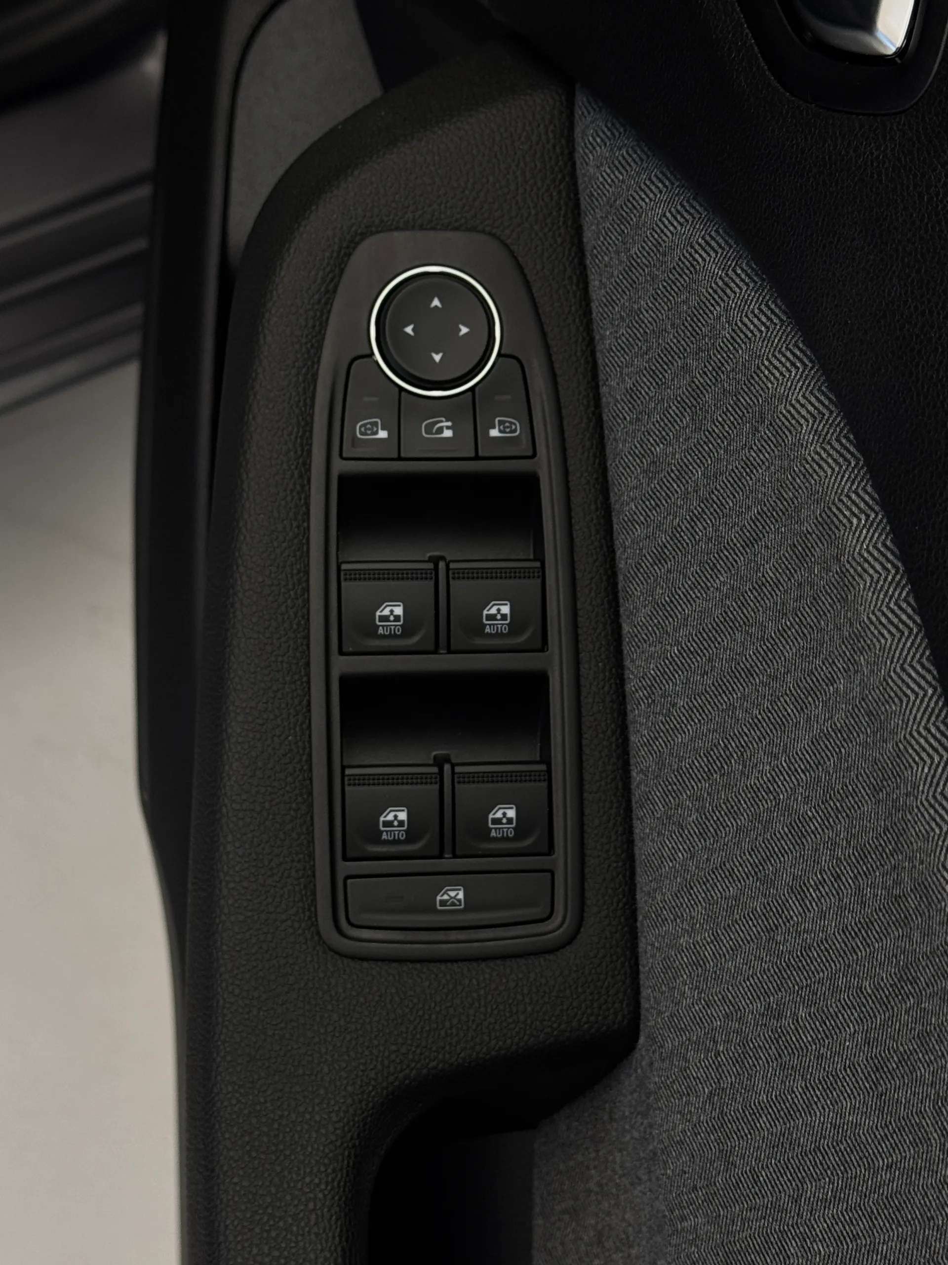 2024 RENAULT CLIO 2024 RENAULT CLIO