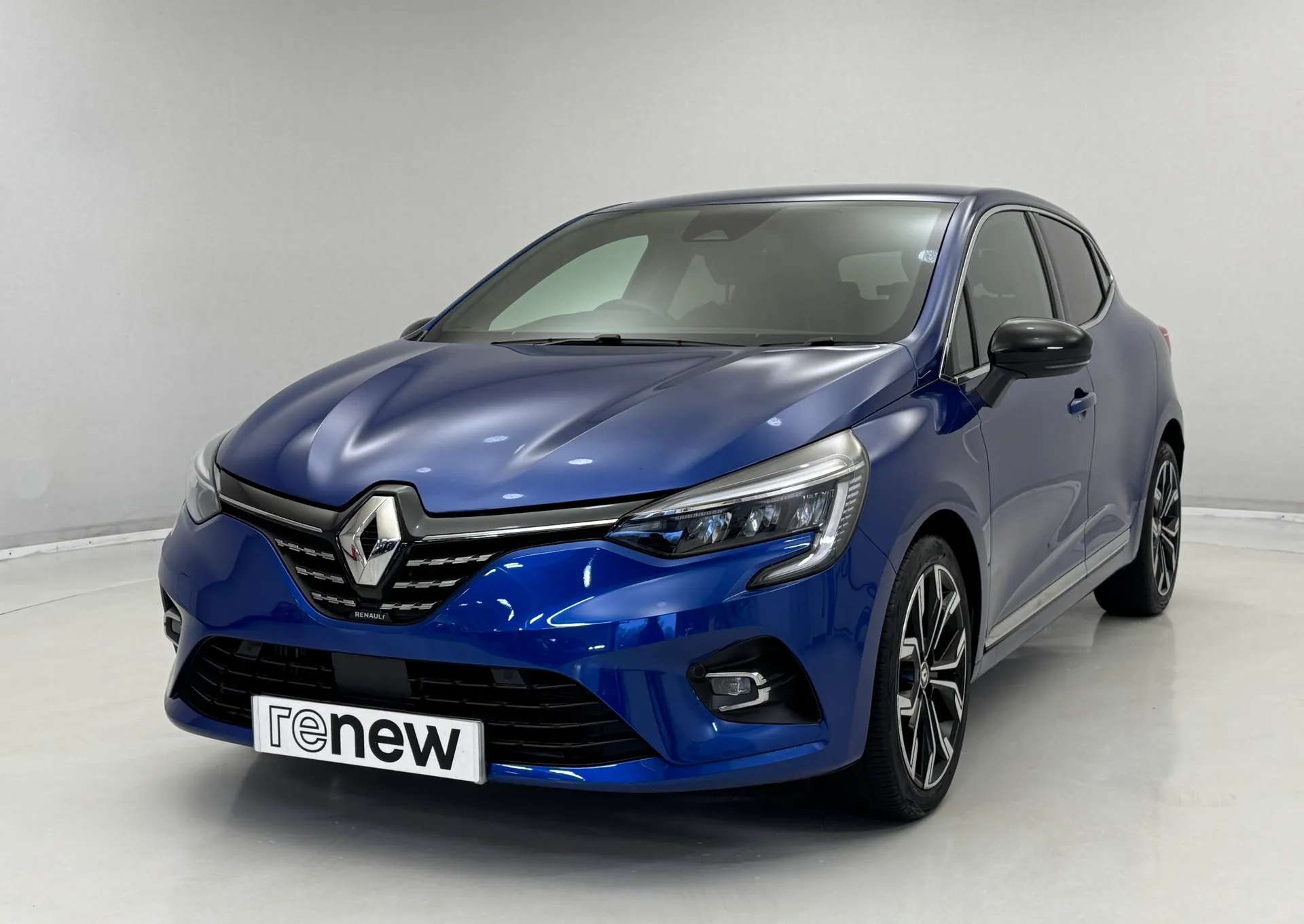 A 2022 RENAULT CLIO 1.0 TCe 90 Techno 5dr A 2022 RENAULT CLIO 1.0 TCe 90 Techno 5dr