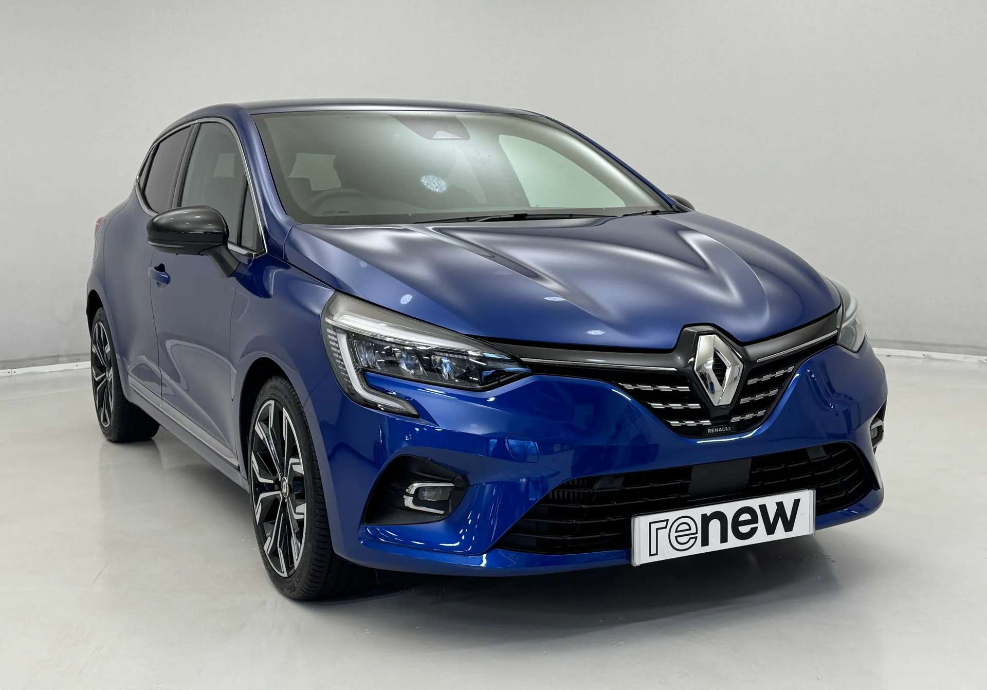 A 2022 RENAULT CLIO 1.0 TCe 90 Techno 5dr A 2022 RENAULT CLIO 1.0 TCe 90 Techno 5dr