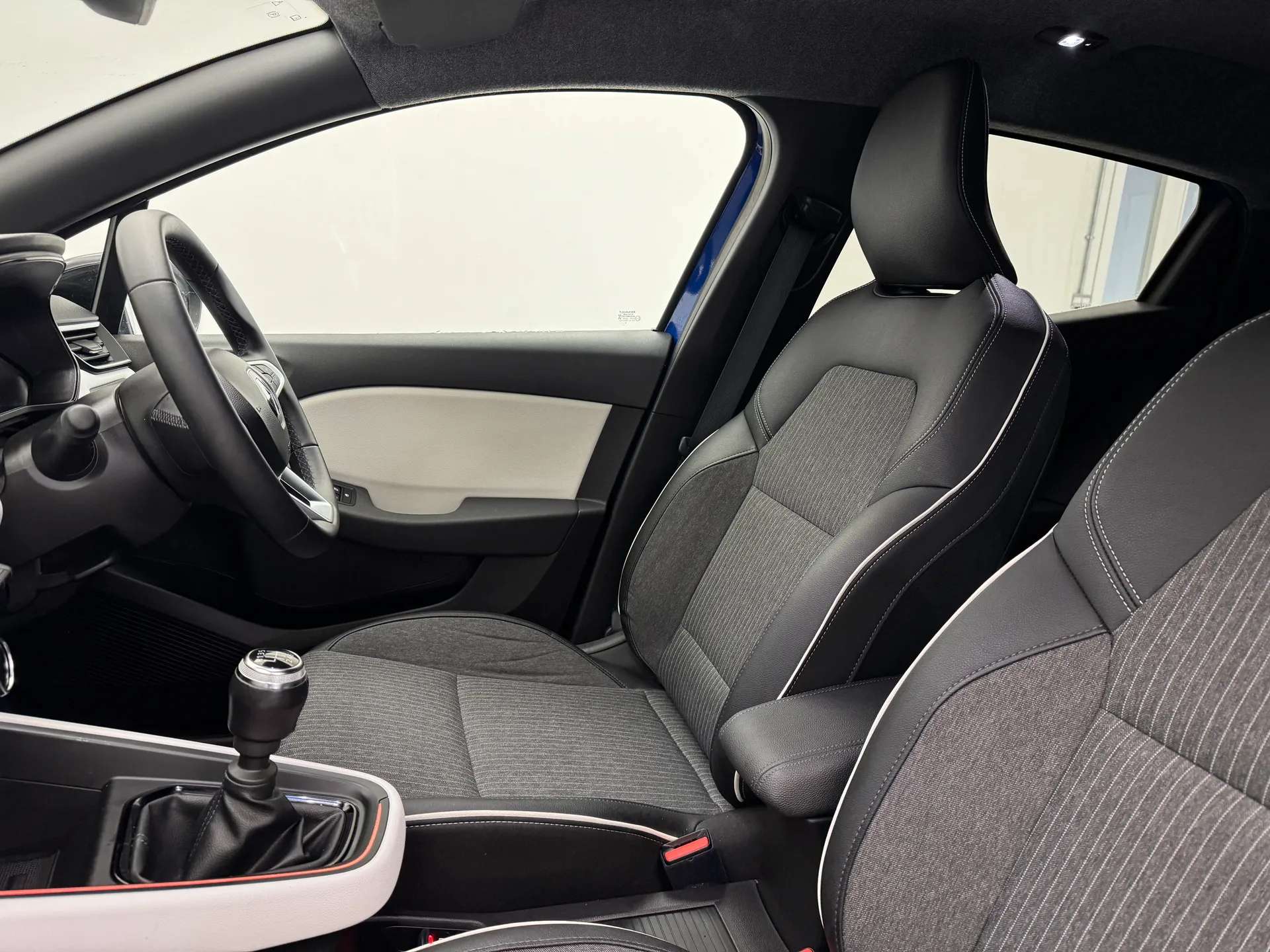 2022 RENAULT CLIO 2022 RENAULT CLIO