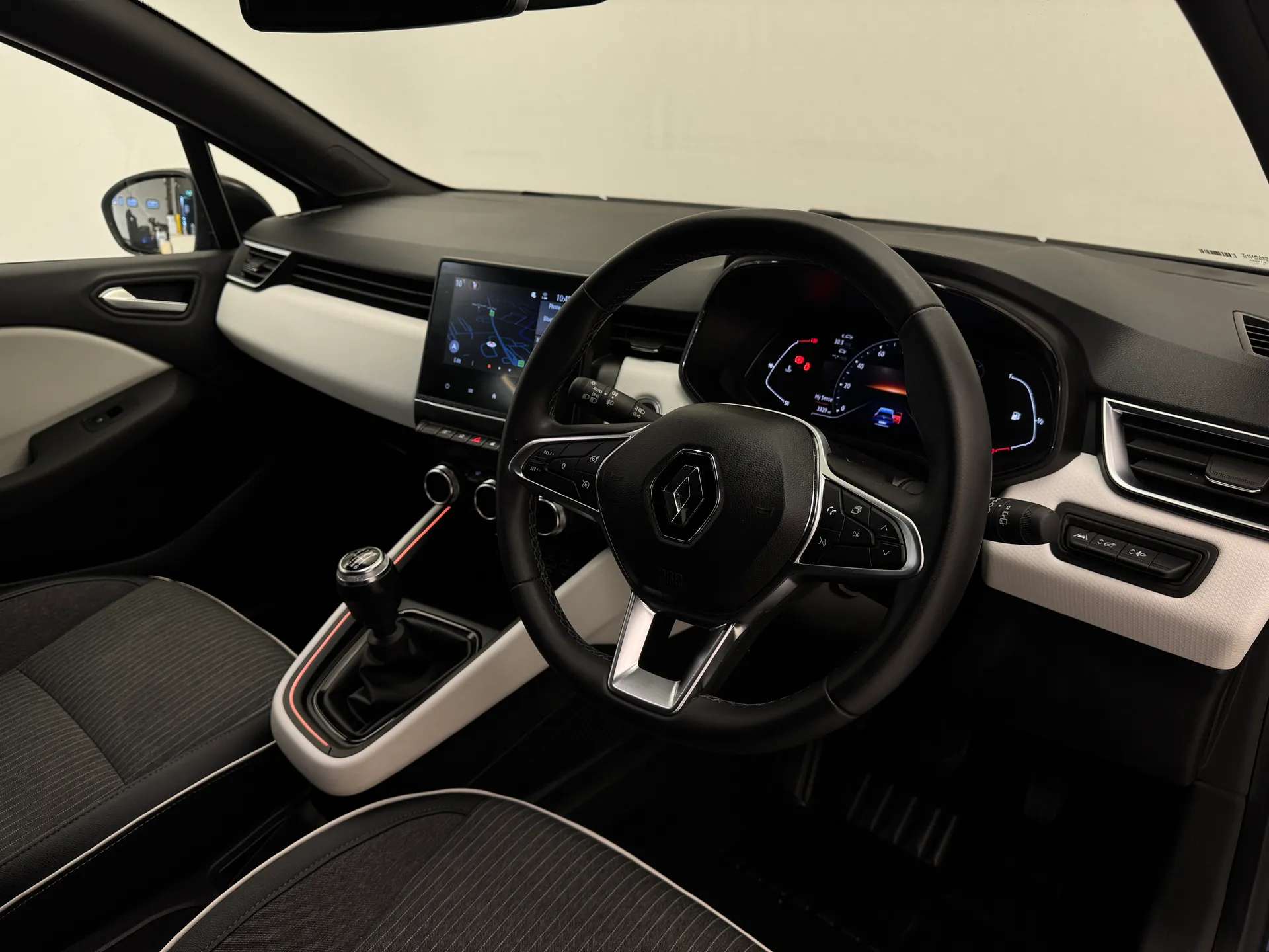 2022 RENAULT CLIO 2022 RENAULT CLIO