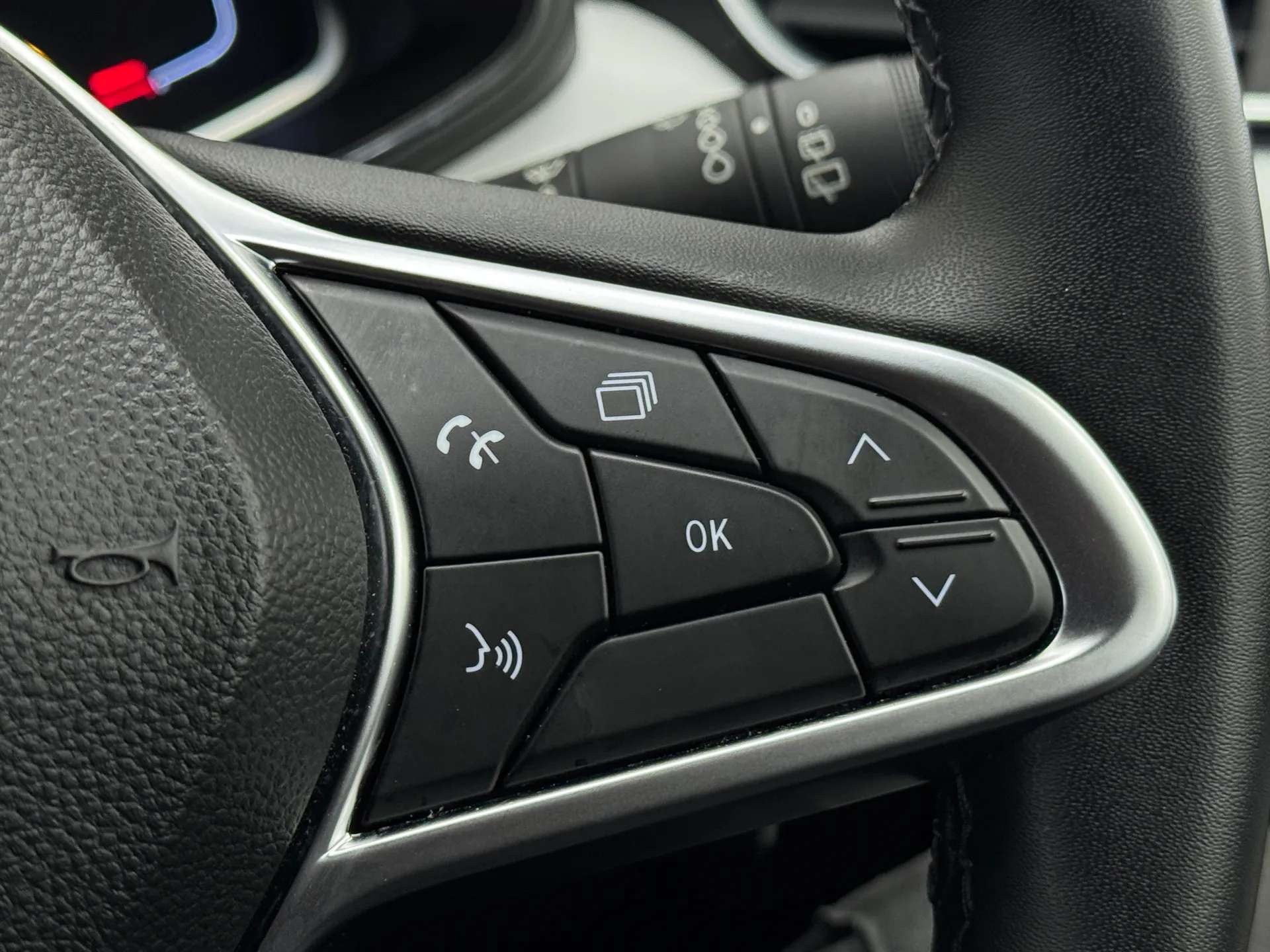 2022 RENAULT CLIO 2022 RENAULT CLIO