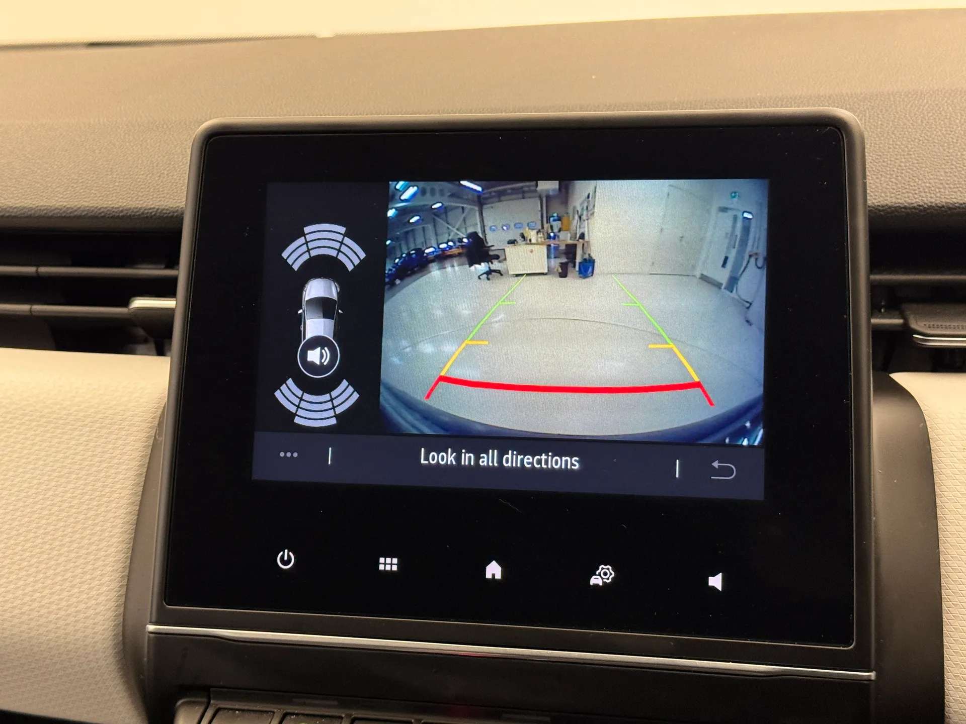 2022 RENAULT CLIO 2022 RENAULT CLIO