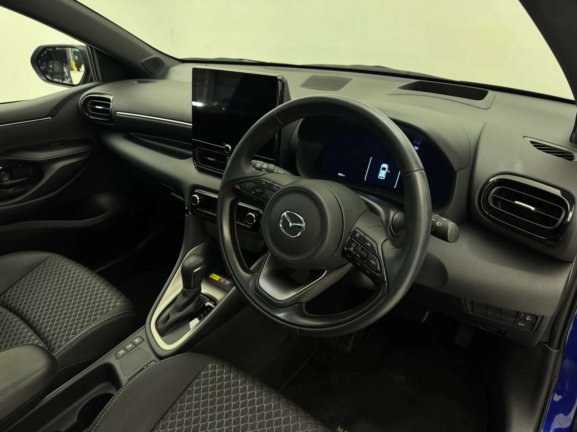 2024 MAZDA 2 HYBRID 2024 MAZDA 2 HYBRID