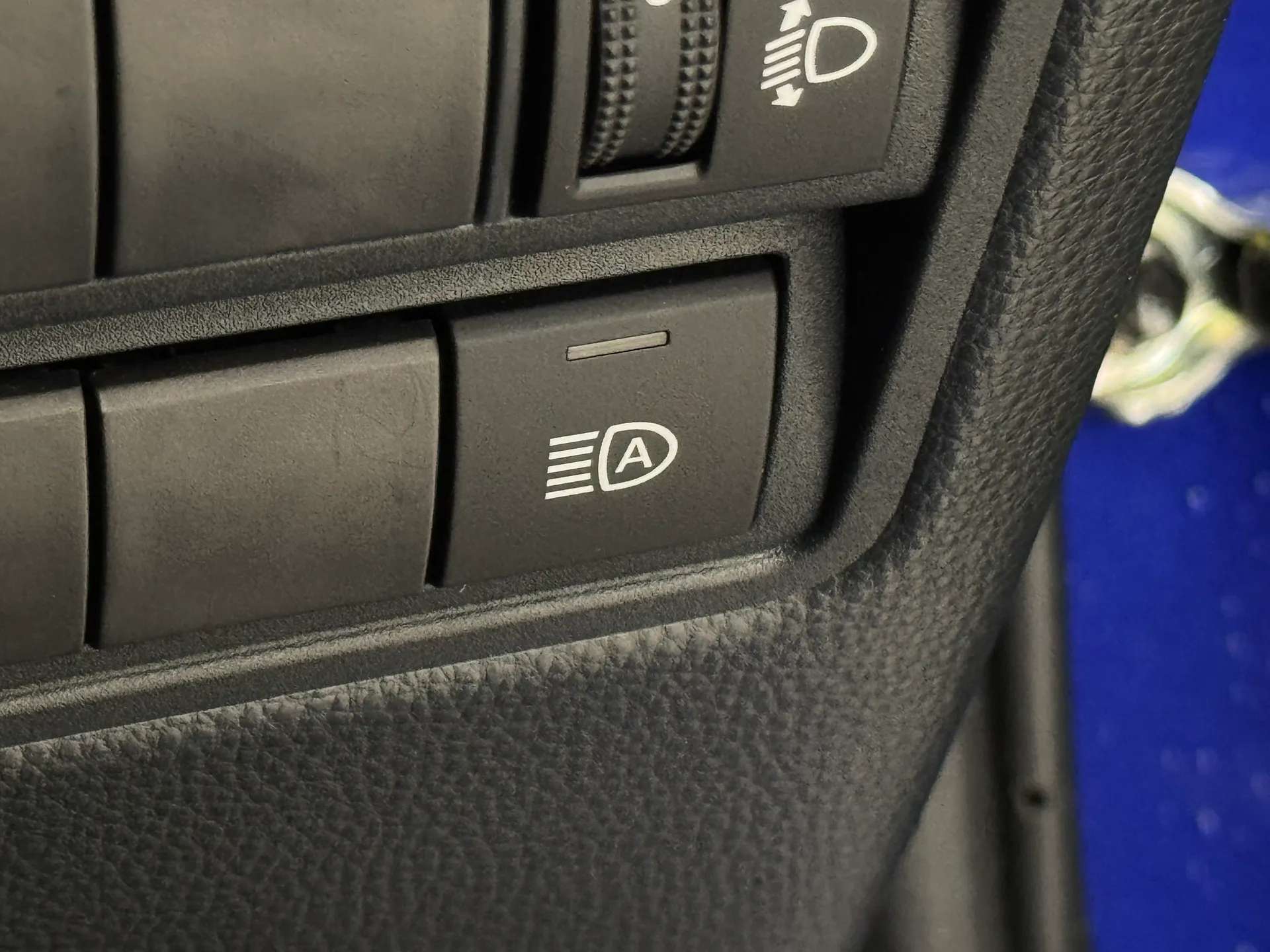 2024 MAZDA 2 HYBRID 2024 MAZDA 2 HYBRID