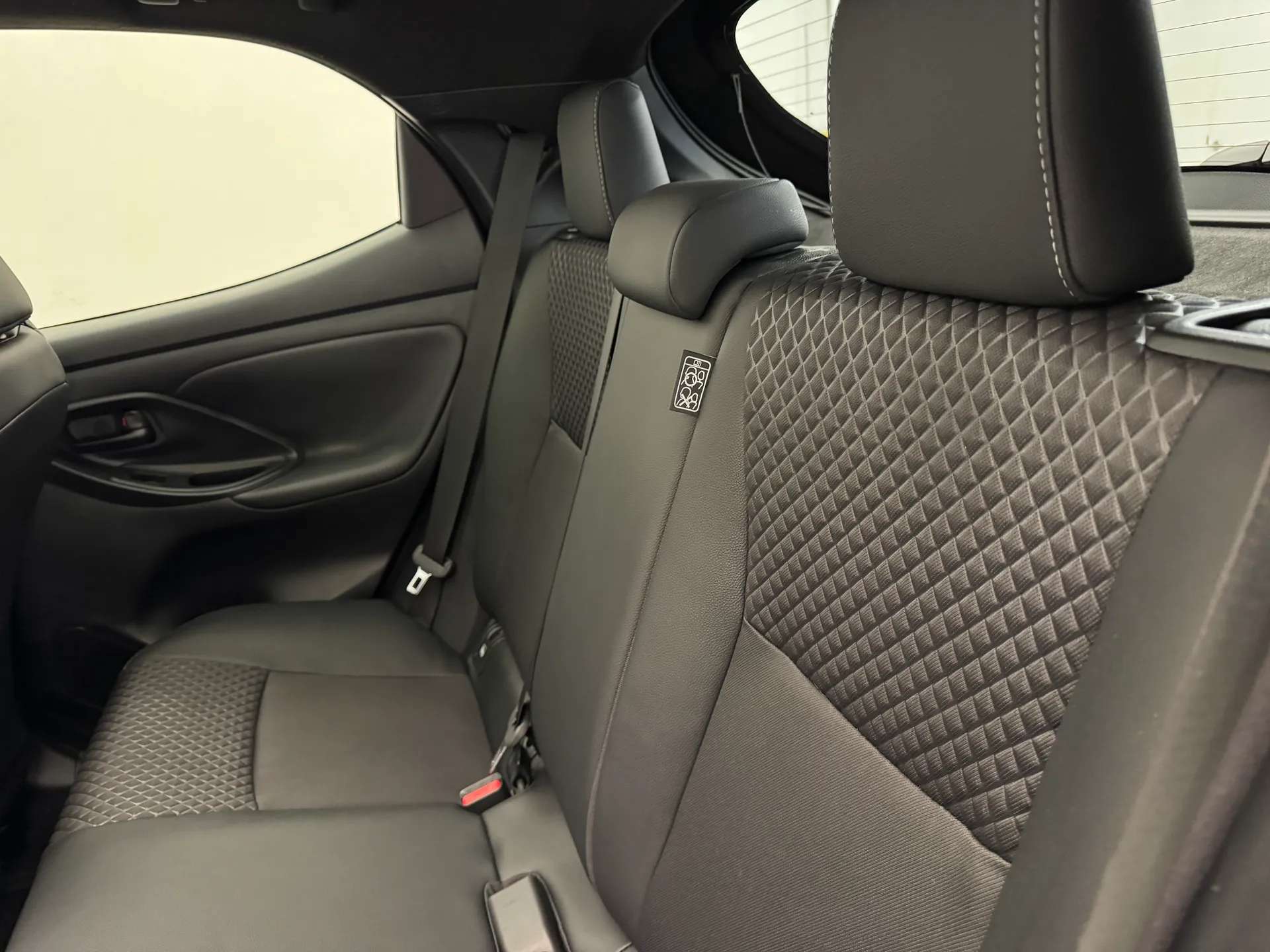 2026 MAZDA 2 HYBRID 2026 MAZDA 2 HYBRID