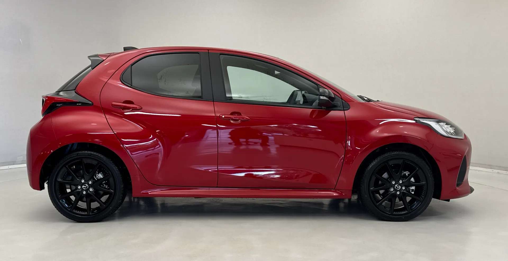 2026 MAZDA 2 HYBRID 2026 MAZDA 2 HYBRID