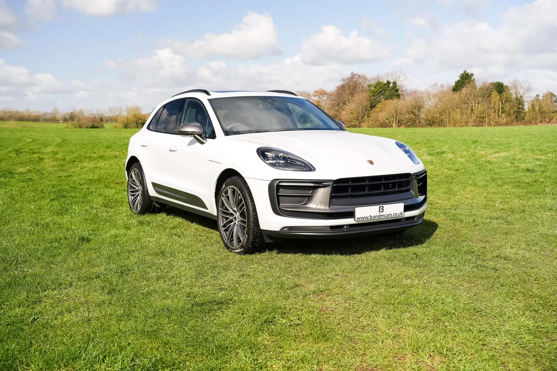 A 2023 PORSCHE MACAN T 5dr PDK A 2023 PORSCHE MACAN T 5dr PDK