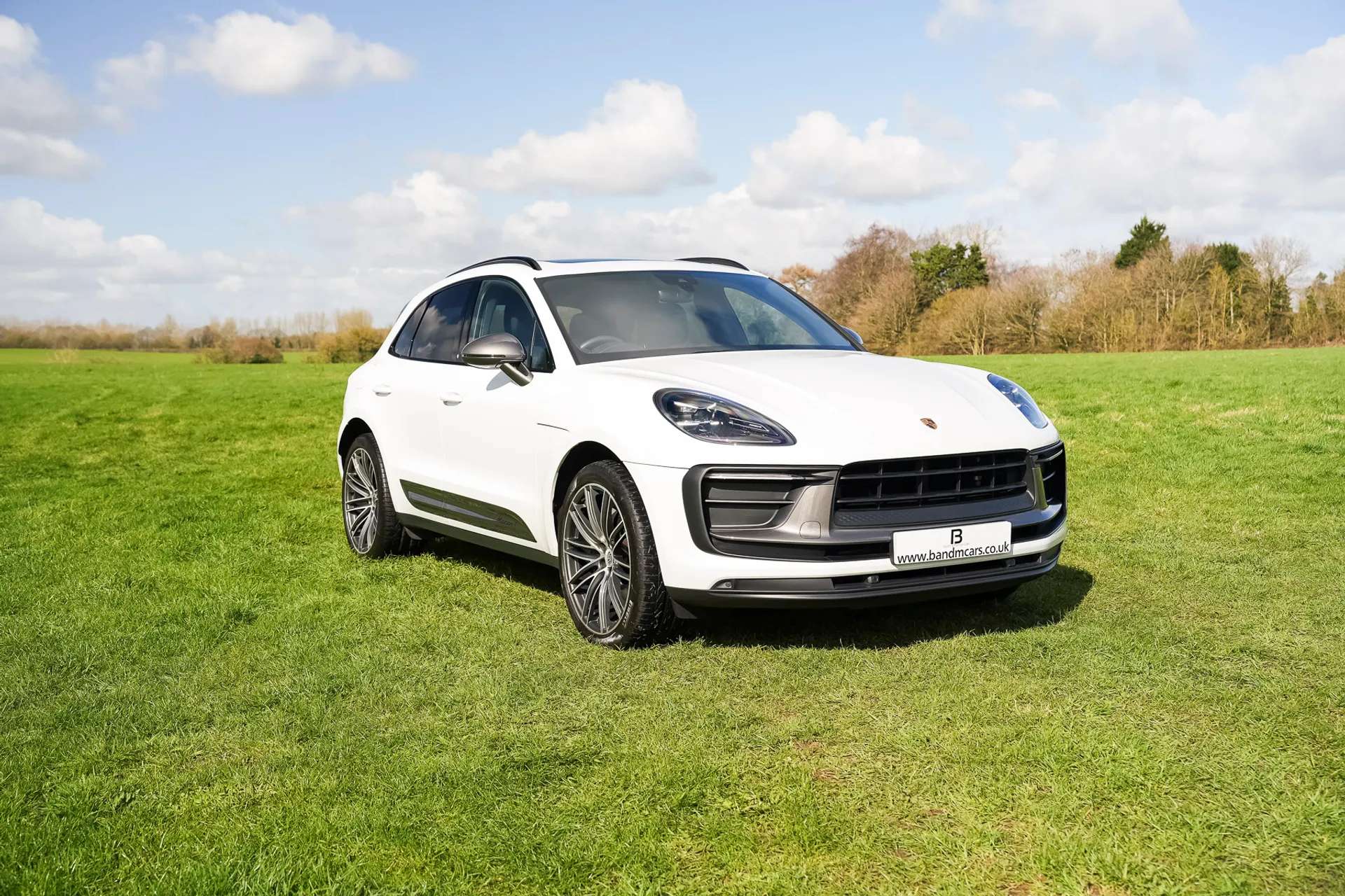 A 2023 PORSCHE MACAN T 5dr PDK A 2023 PORSCHE MACAN T 5dr PDK