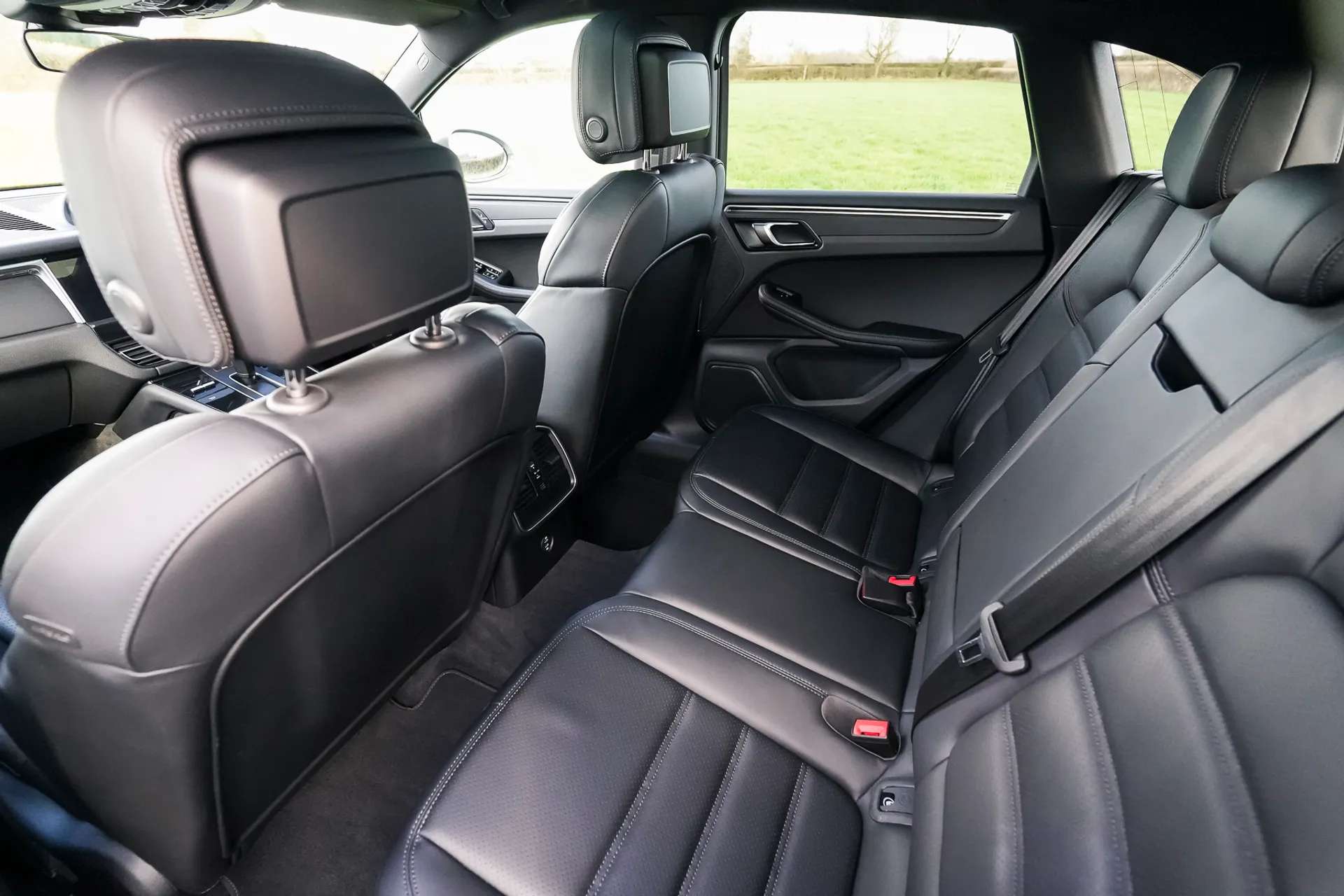 2023 PORSCHE MACAN 2023 PORSCHE MACAN