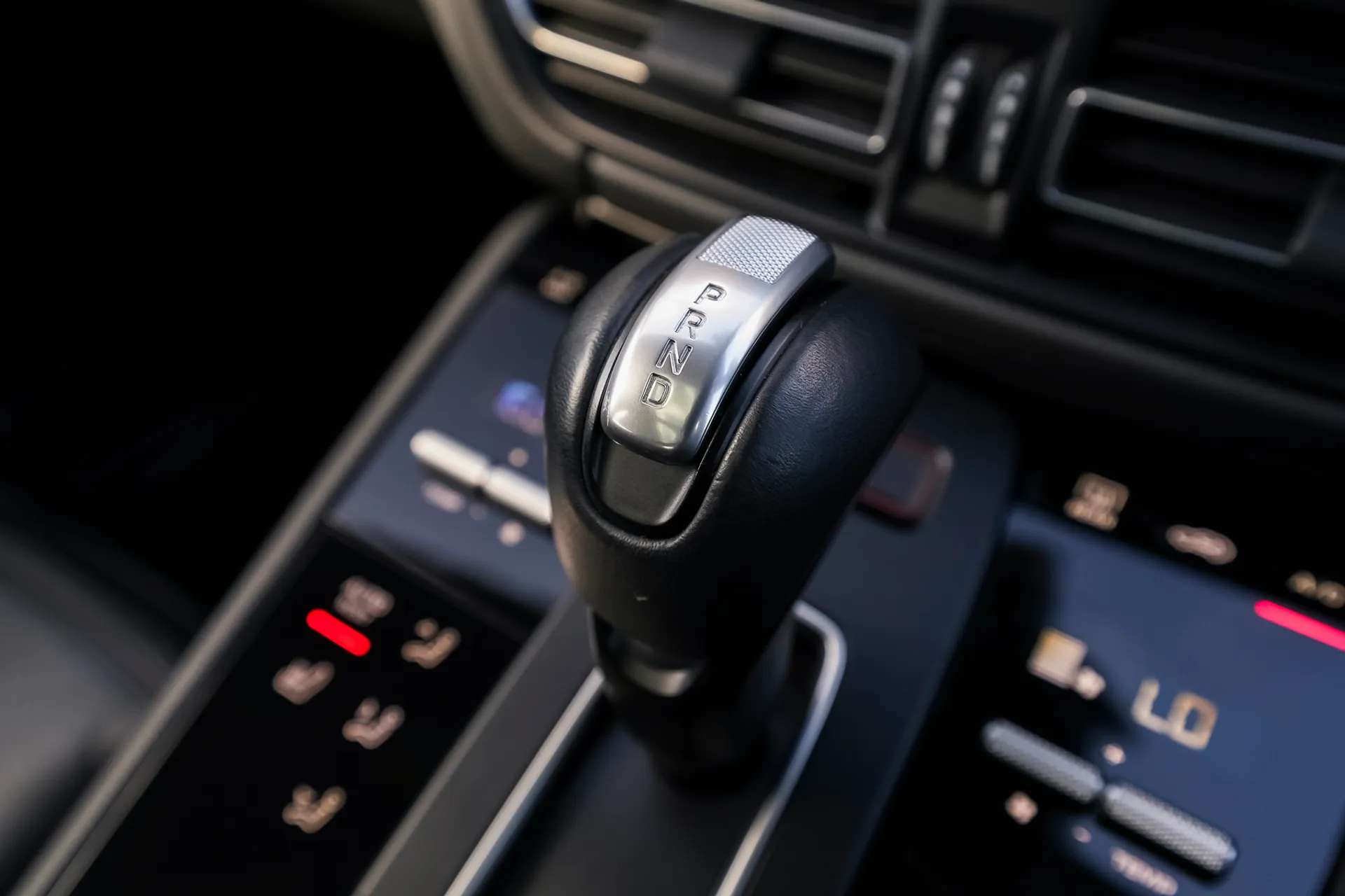 2023 PORSCHE MACAN 2023 PORSCHE MACAN