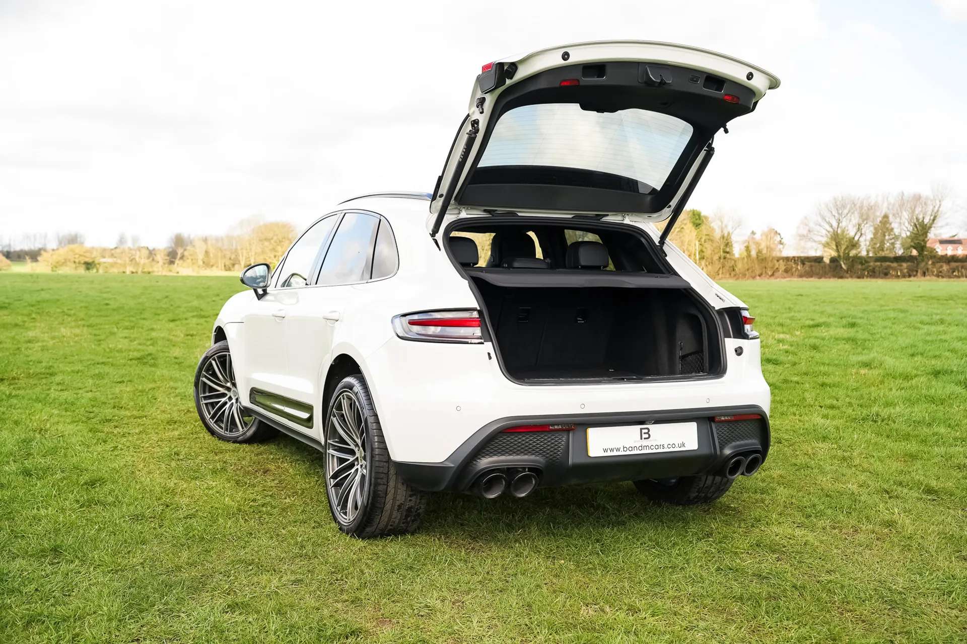 2023 PORSCHE MACAN 2023 PORSCHE MACAN