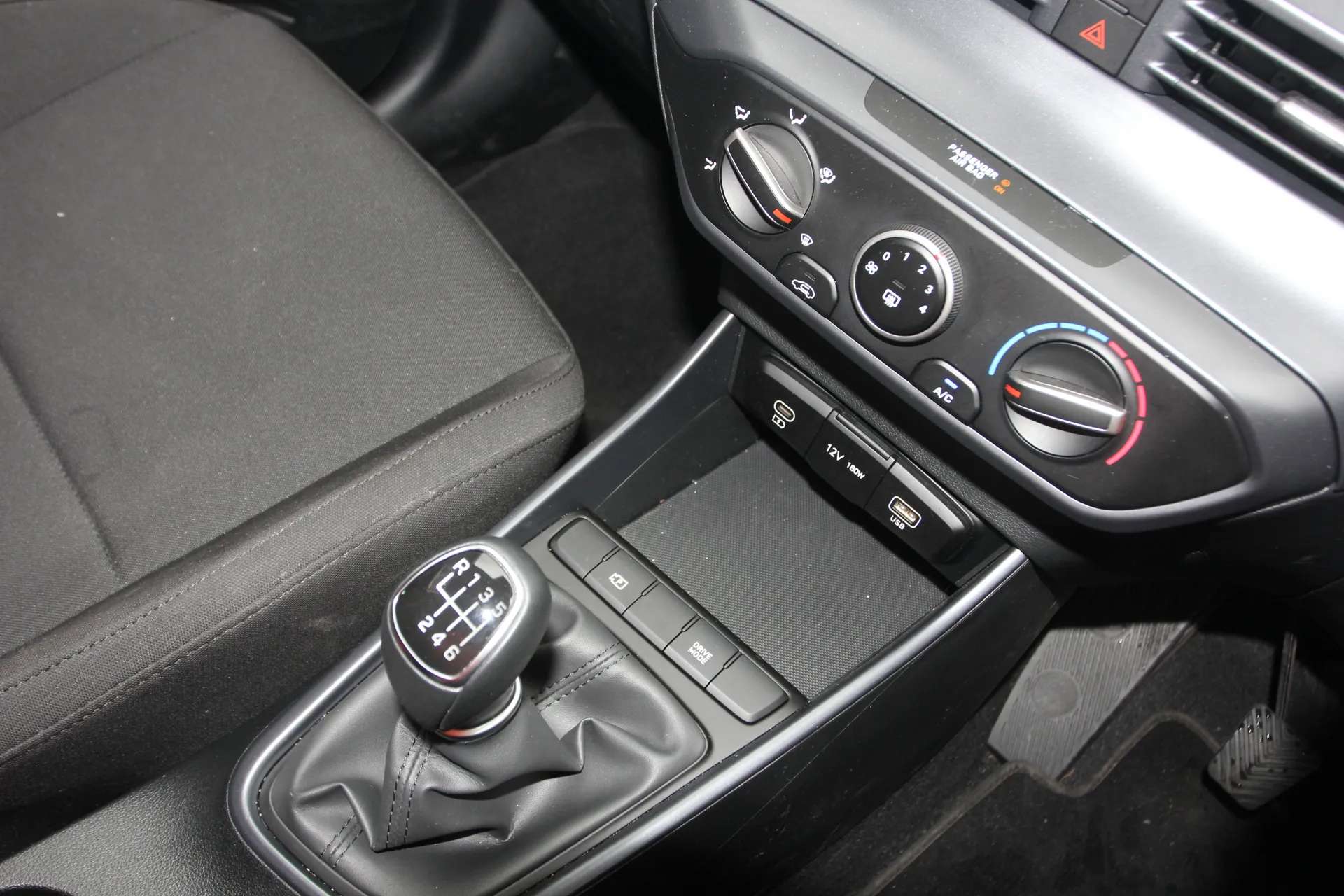 2025 HYUNDAI I20 2025 HYUNDAI I20