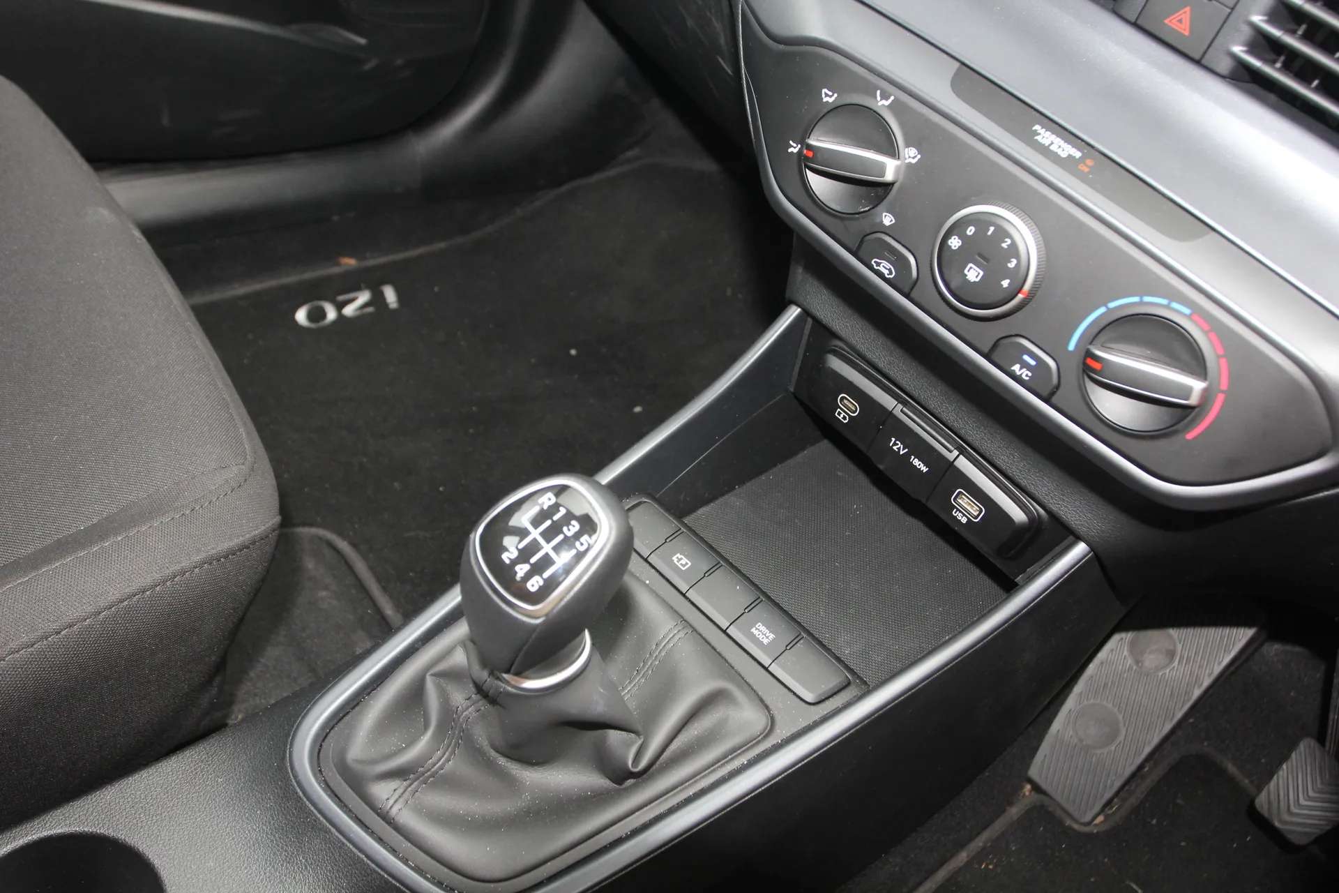 2025 HYUNDAI I20 2025 HYUNDAI I20