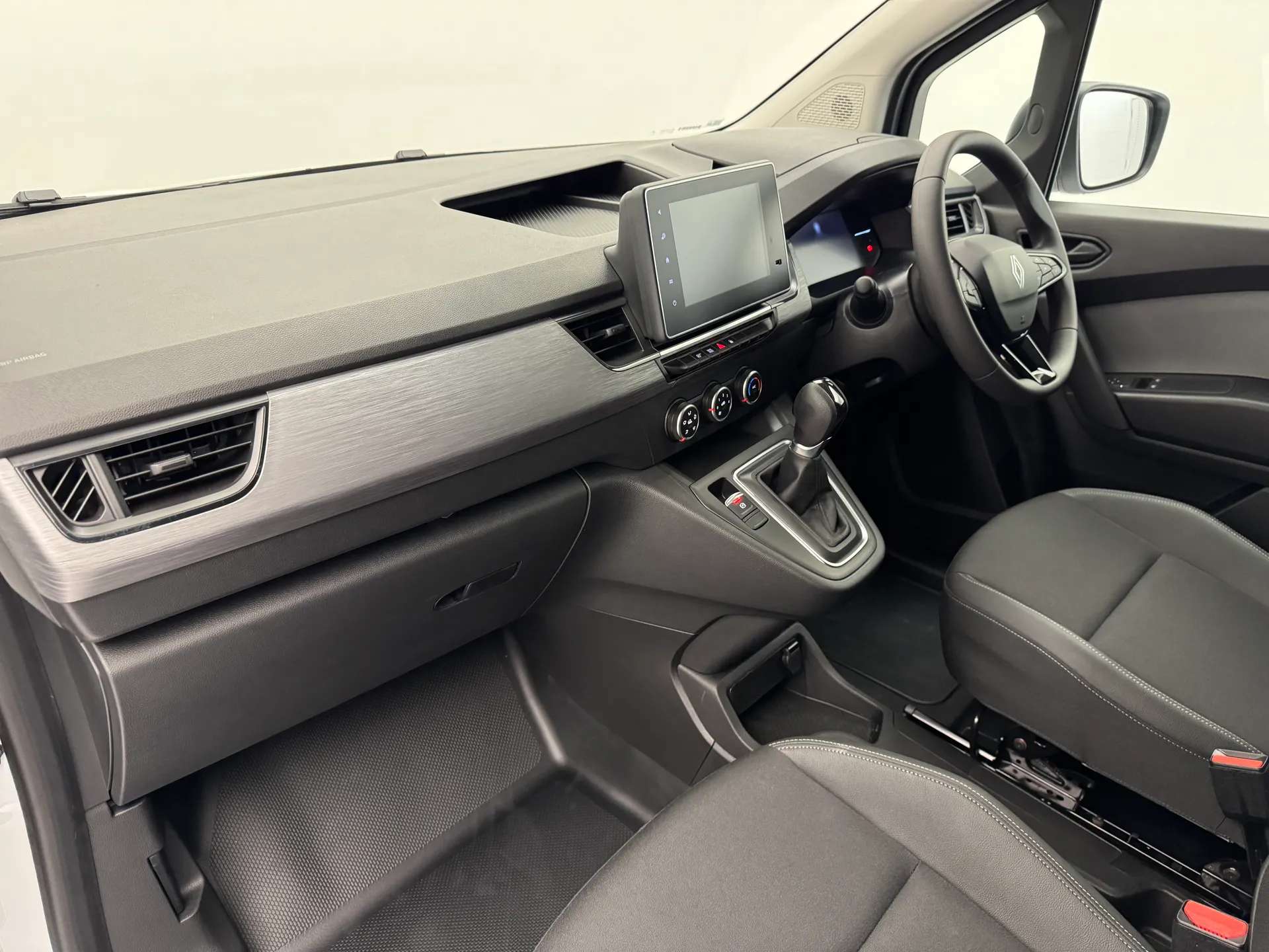 2025 RENAULT KANGOO 2025 RENAULT KANGOO