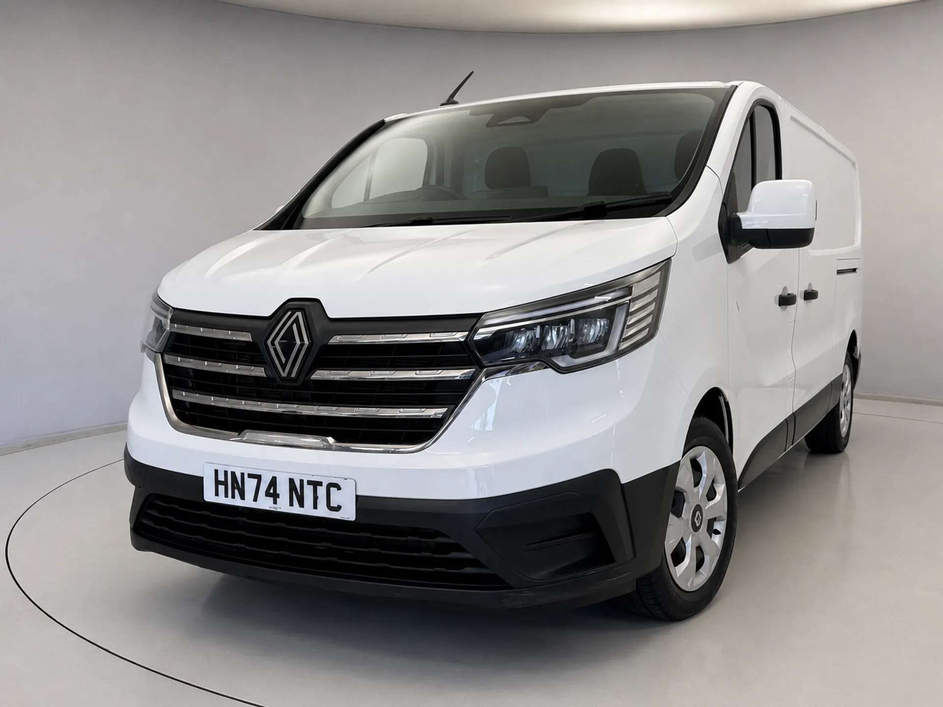 2024 RENAULT TRAFIC 2024 RENAULT TRAFIC
