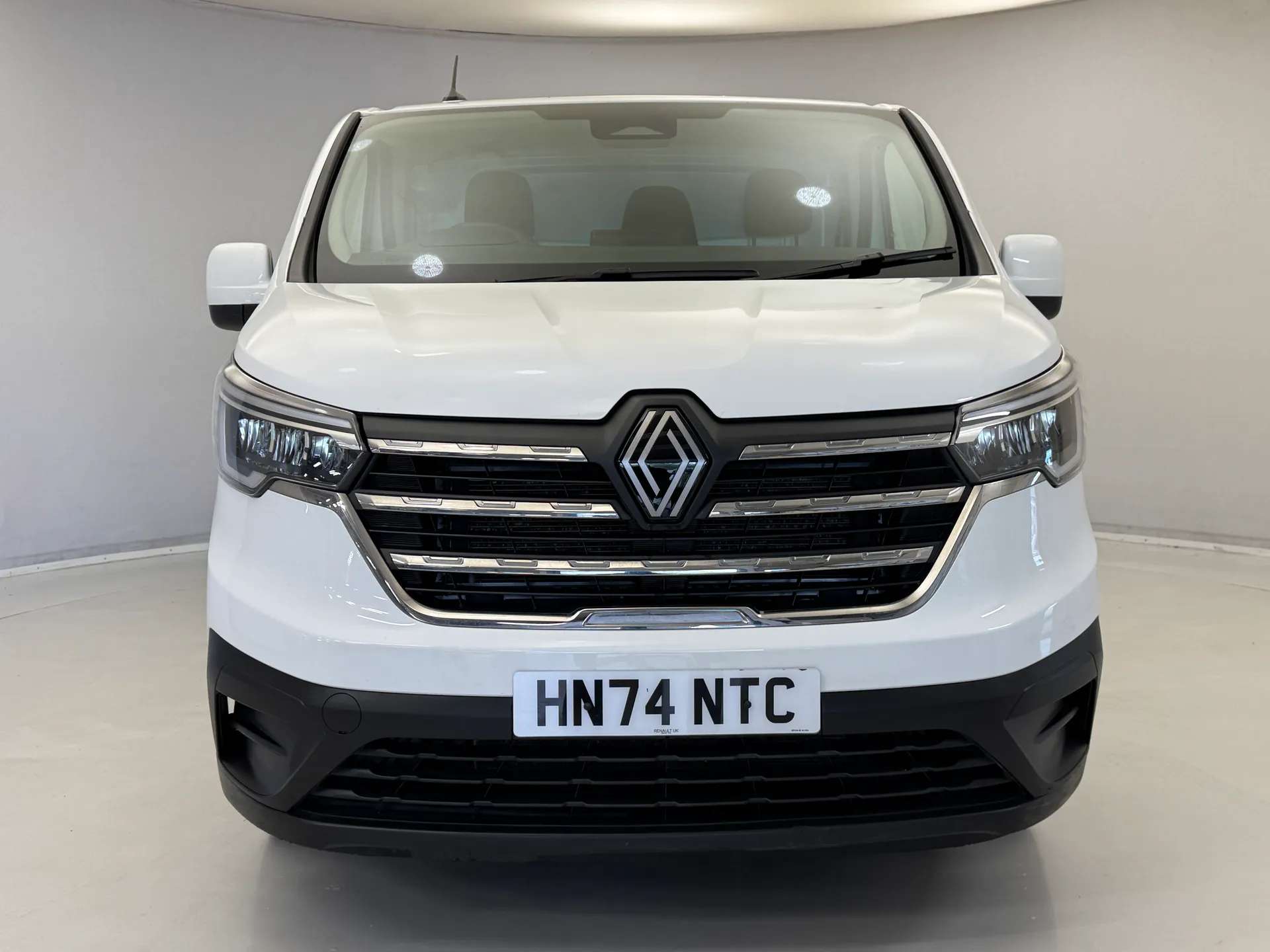 2024 RENAULT TRAFIC 2024 RENAULT TRAFIC