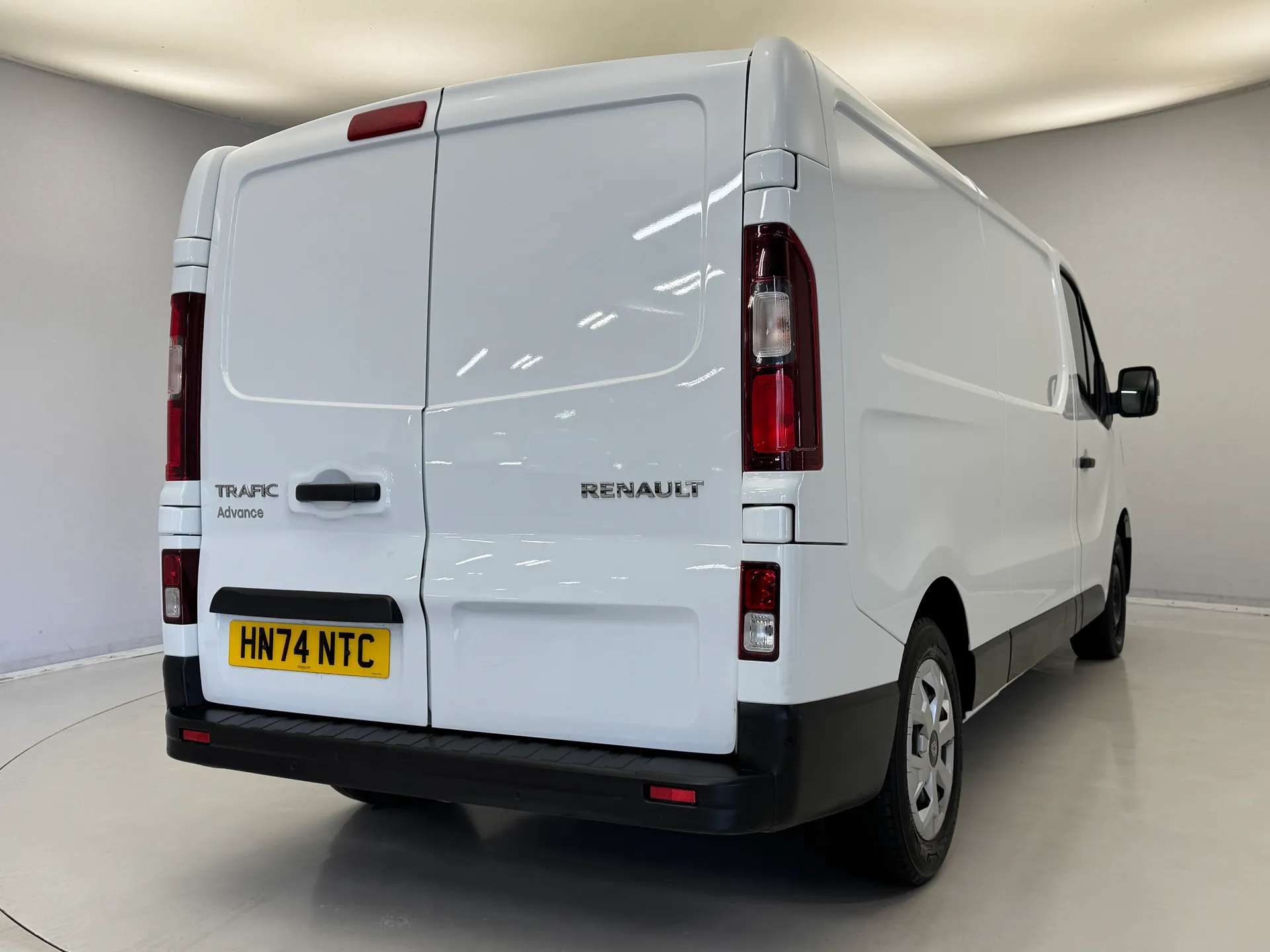 2024 RENAULT TRAFIC 2024 RENAULT TRAFIC