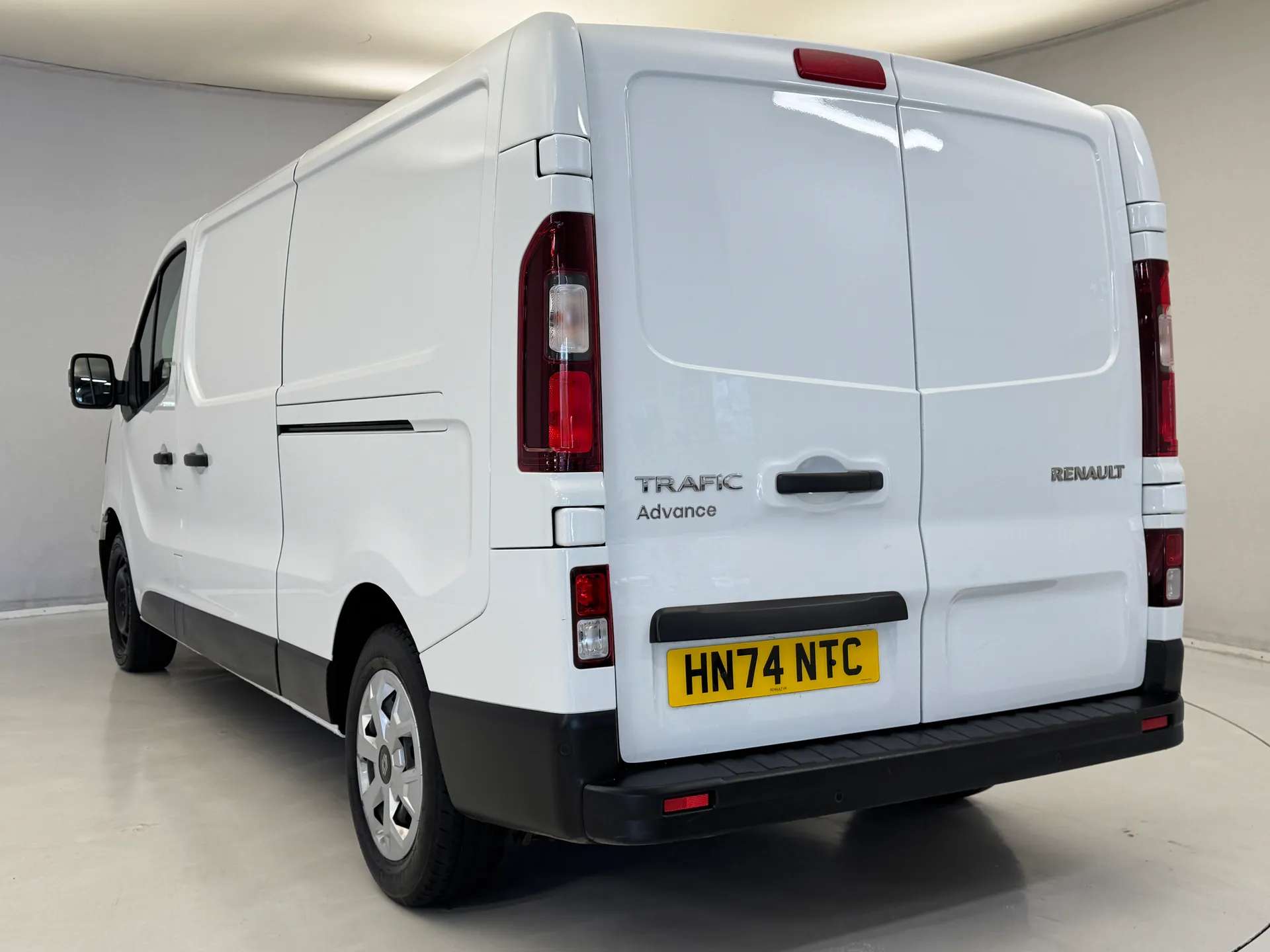 2024 RENAULT TRAFIC 2024 RENAULT TRAFIC