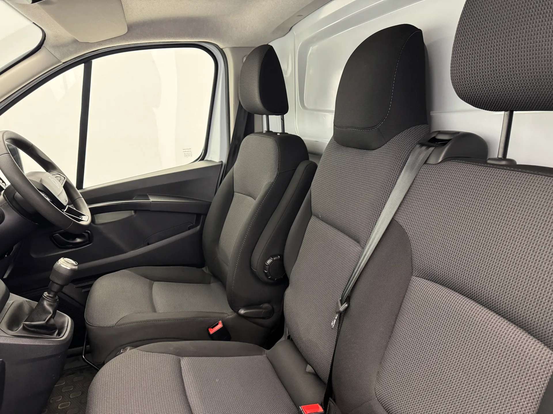 2024 RENAULT TRAFIC 2024 RENAULT TRAFIC