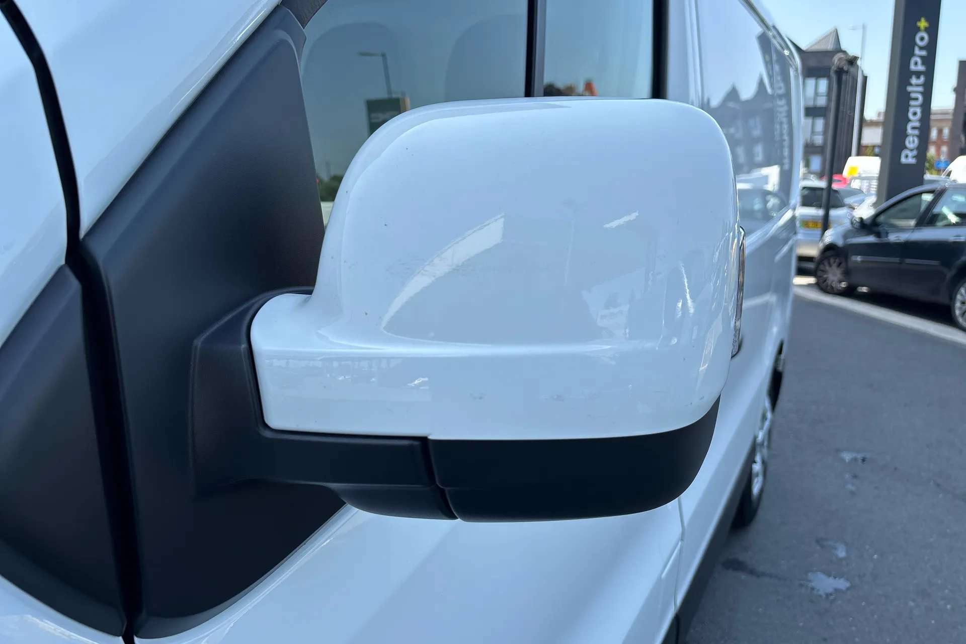 2024 RENAULT TRAFIC 2024 RENAULT TRAFIC