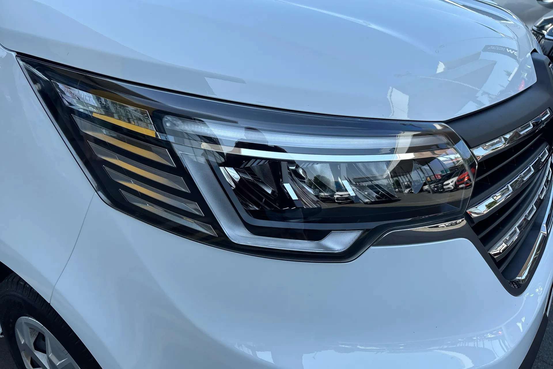 2024 RENAULT TRAFIC 2024 RENAULT TRAFIC