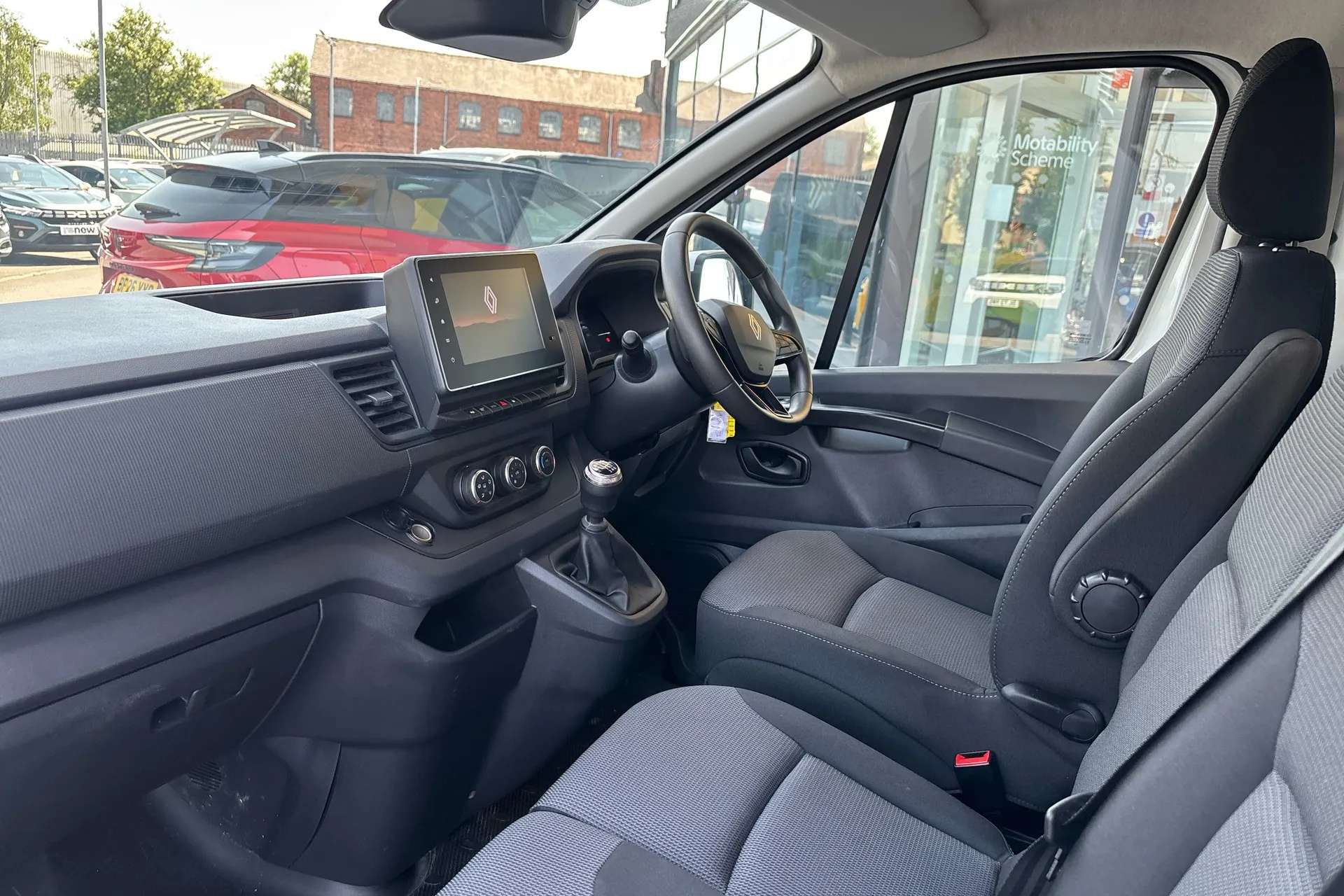 2024 RENAULT TRAFIC 2024 RENAULT TRAFIC
