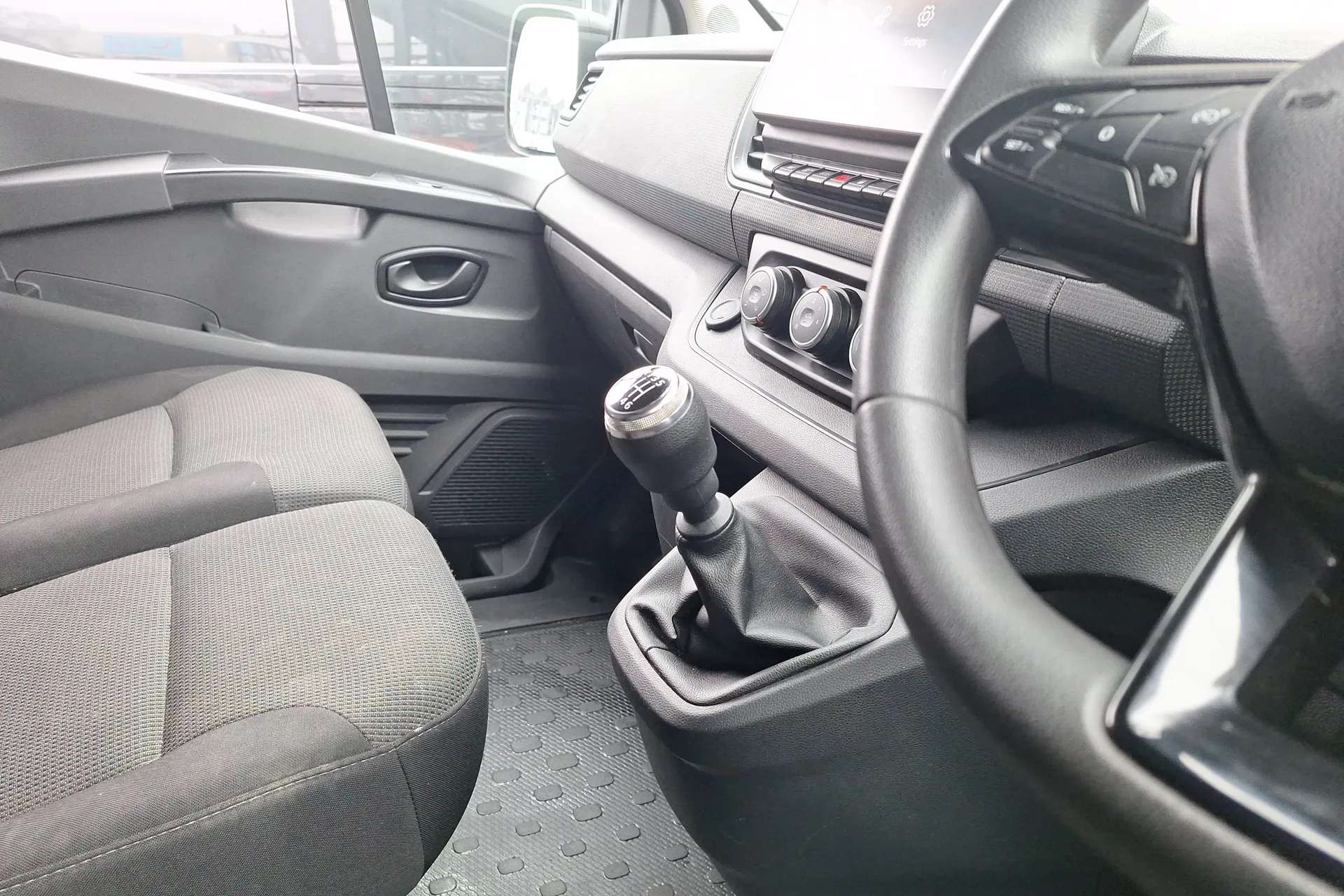 2023 RENAULT TRAFIC 2023 RENAULT TRAFIC