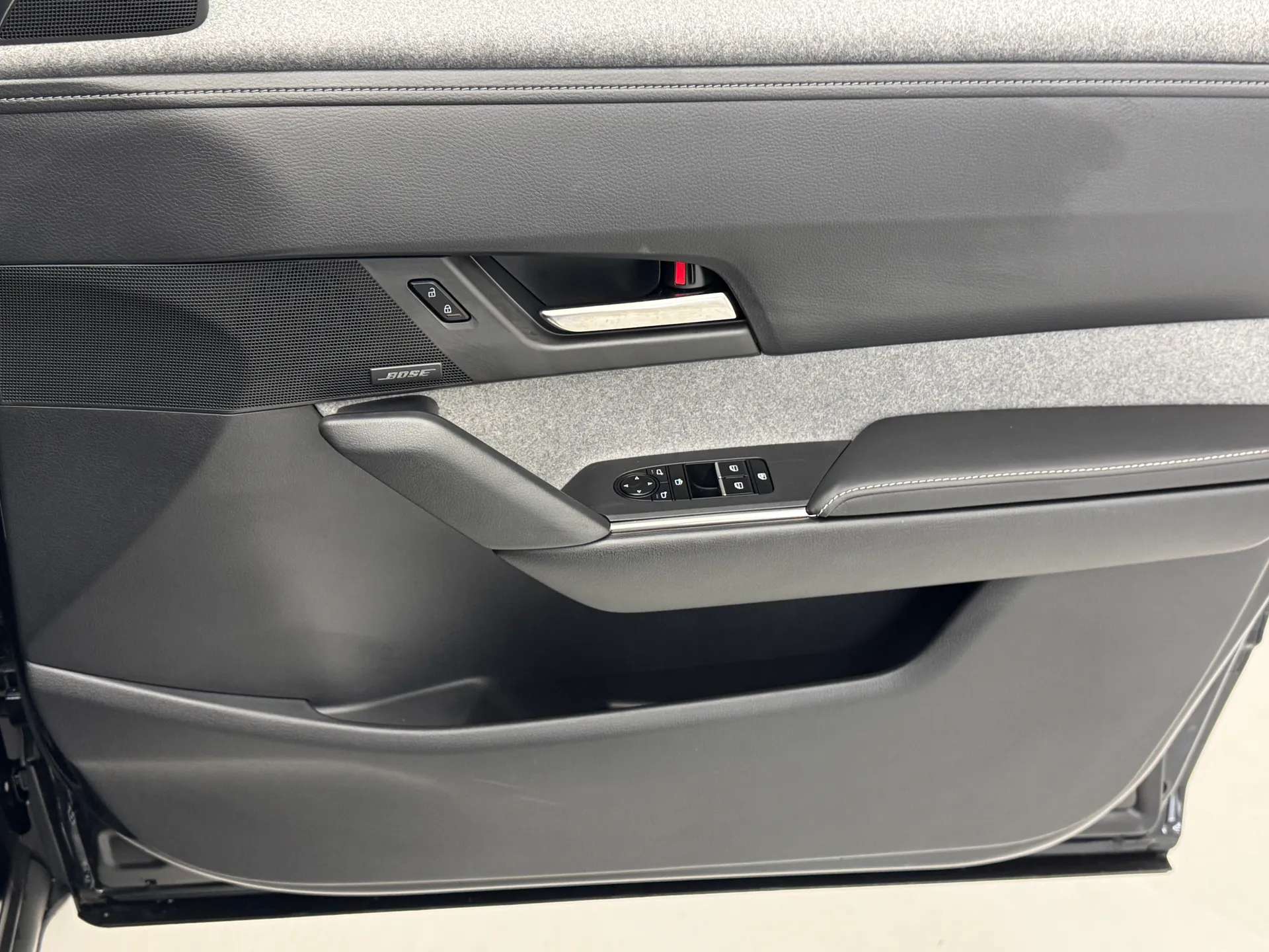 2025 MAZDA MX-30 2025 MAZDA MX-30