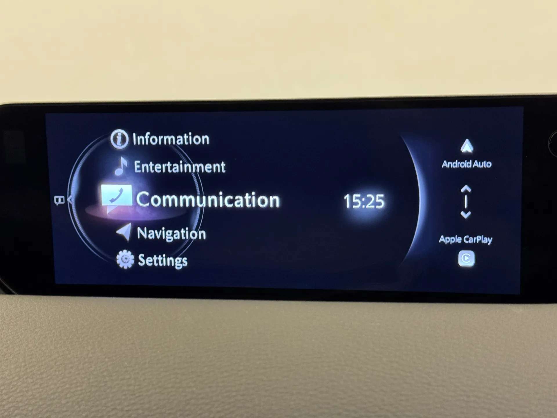 2025 MAZDA MX-30 2025 MAZDA MX-30