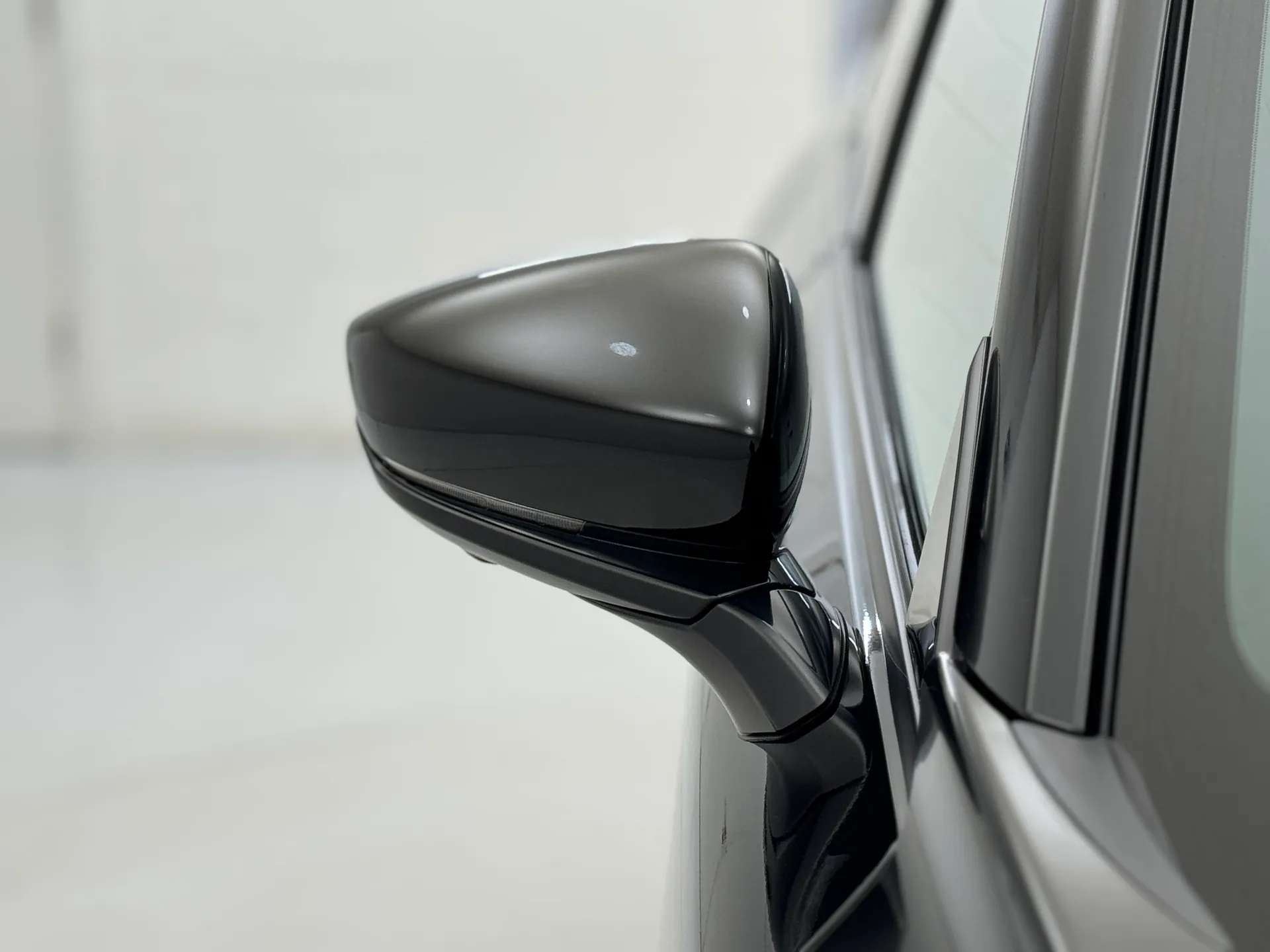 2025 MAZDA MX-30 2025 MAZDA MX-30