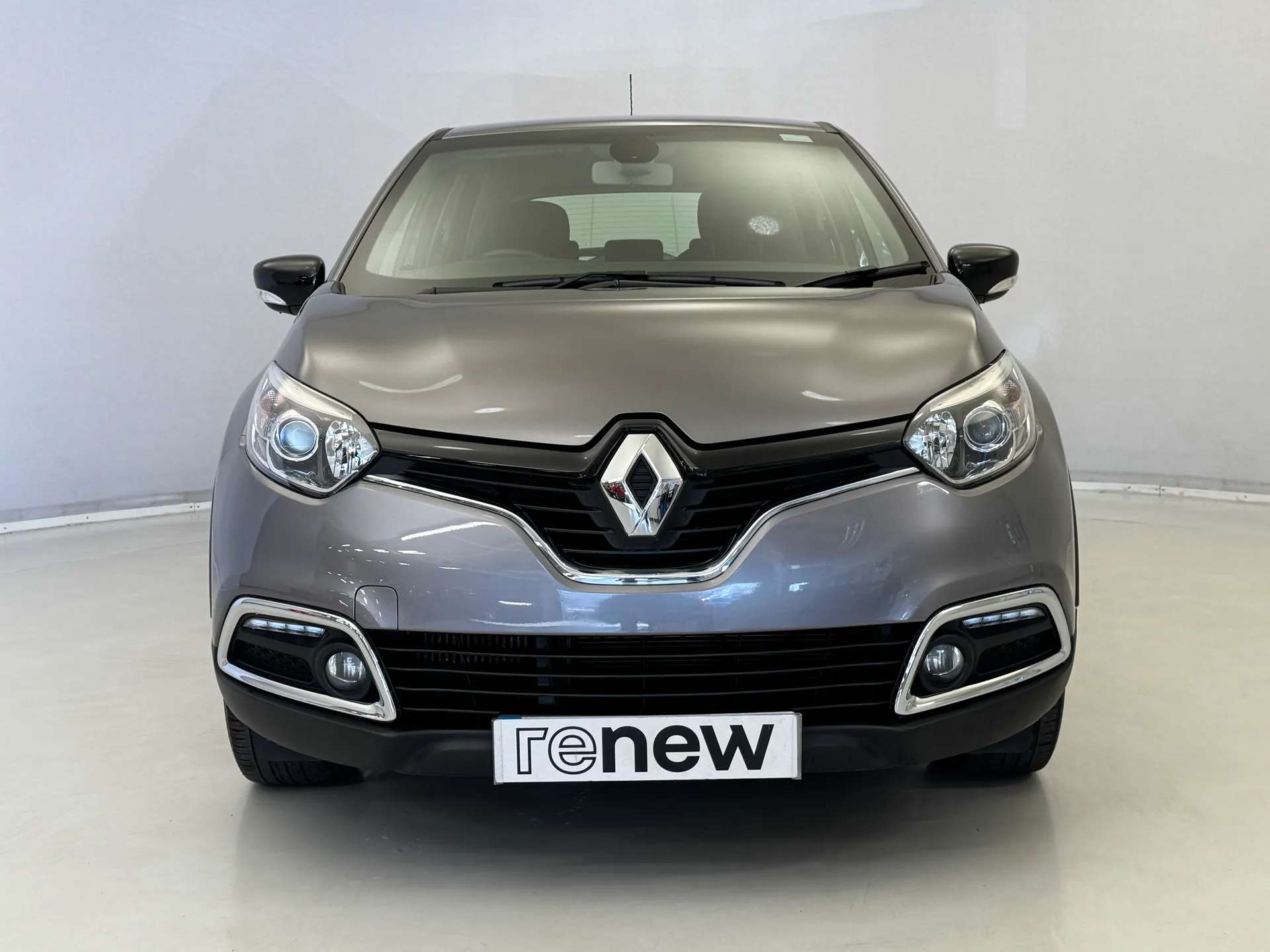 A 2016 RENAULT CAPTUR 1.2 TCE Dynamique Nav 5dr A 2016 RENAULT CAPTUR 1.2 TCE Dynamique Nav 5dr