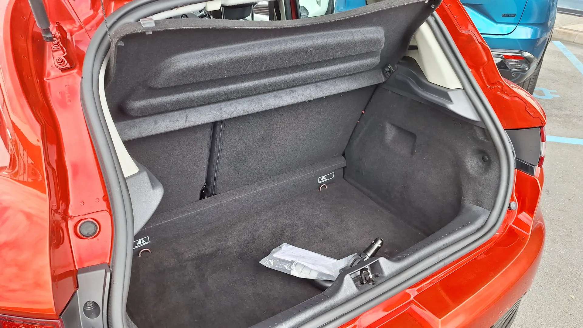 2016 RENAULT CLIO 2016 RENAULT CLIO