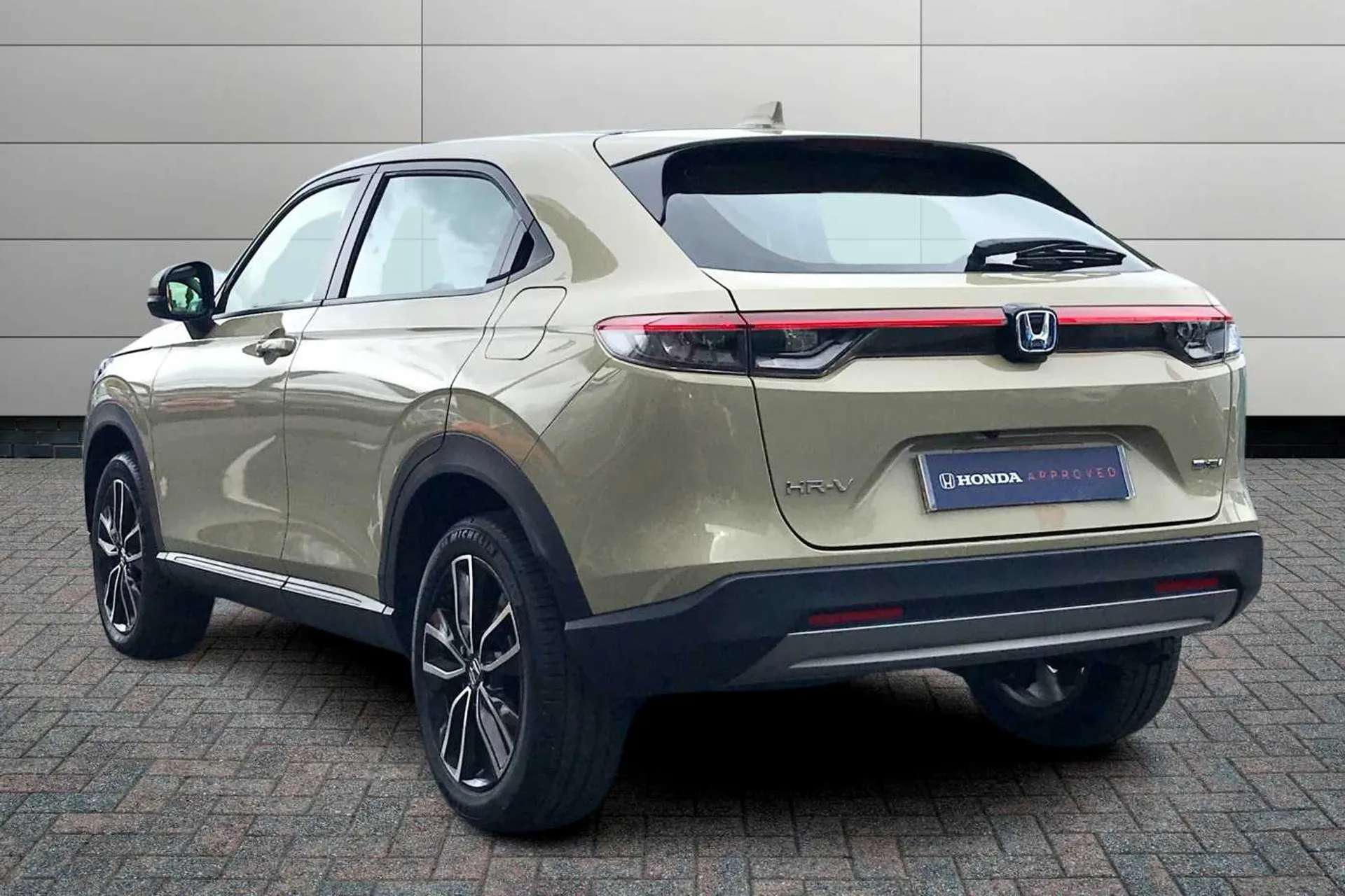 A 2023 HONDA HR-V 1.5 eHEV Elegance 5dr CVT A 2023 HONDA HR-V 1.5 eHEV Elegance 5dr CVT