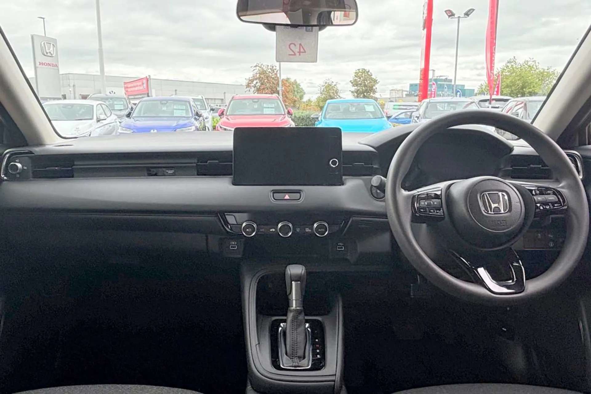 A 2023 HONDA HR-V 1.5 eHEV Elegance 5dr CVT A 2023 HONDA HR-V 1.5 eHEV Elegance 5dr CVT