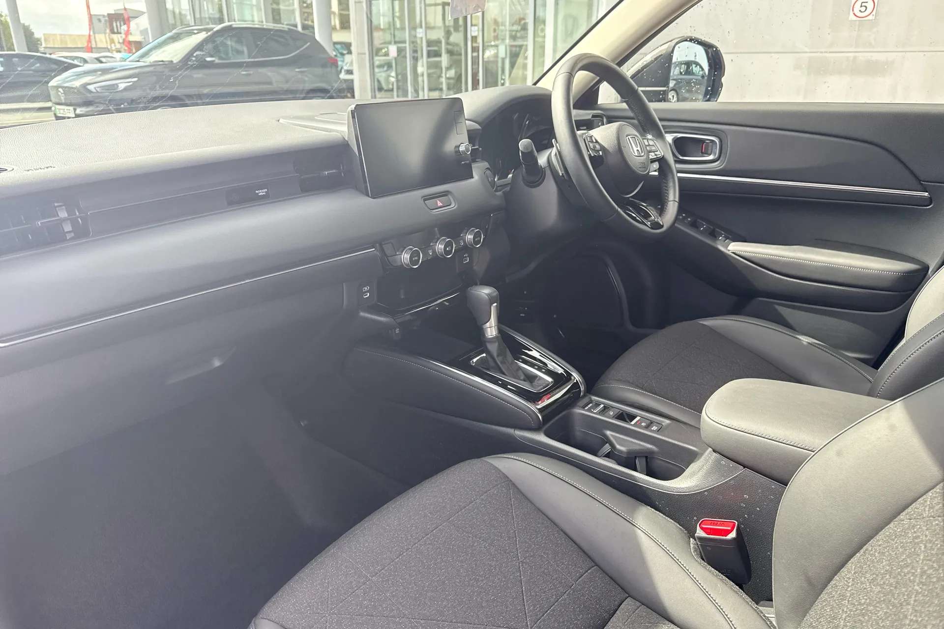 A 2024 HONDA HR-V 1.5 eHEV Advance 5dr CVT A 2024 HONDA HR-V 1.5 eHEV Advance 5dr CVT