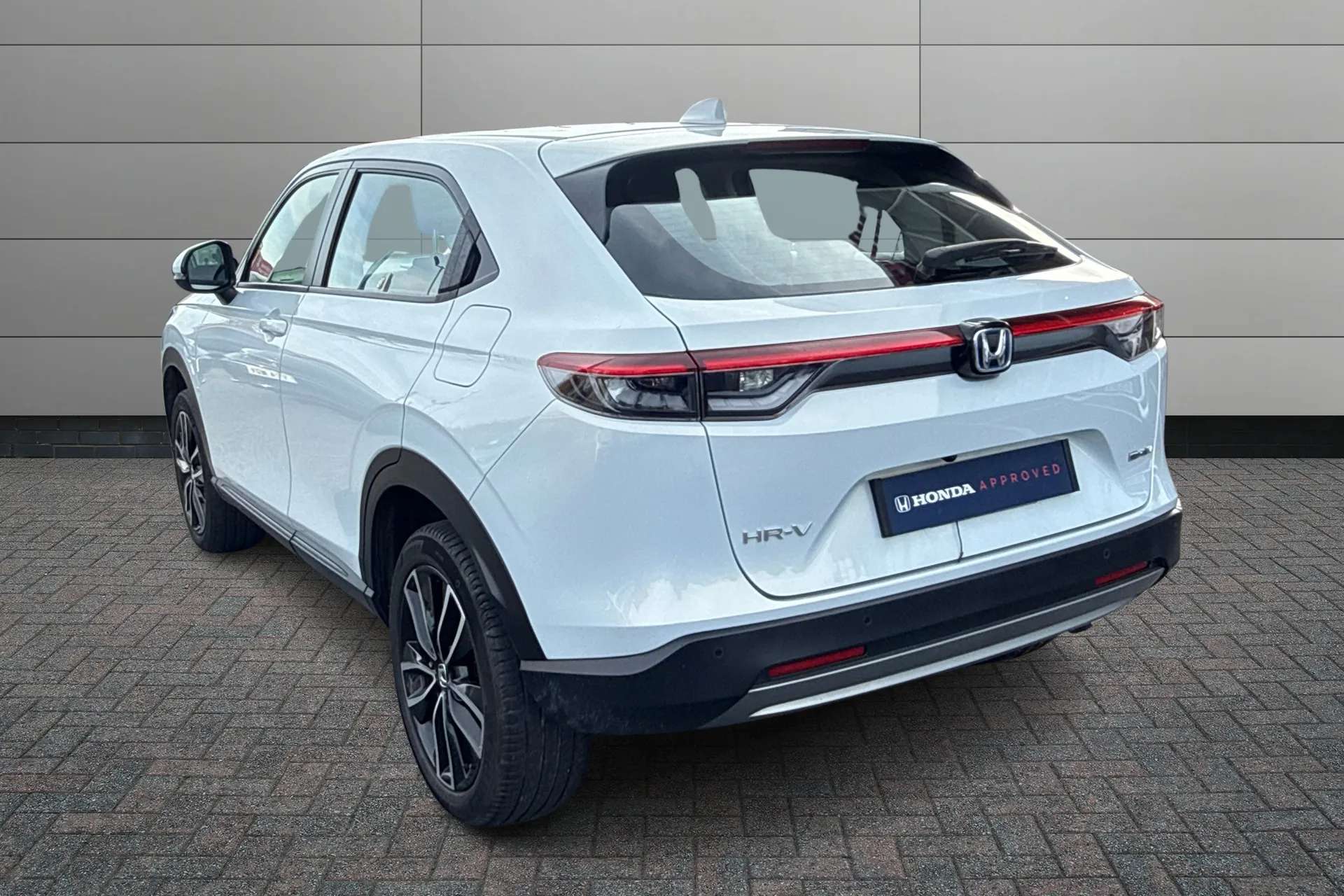 A 2023 HONDA HR-V 1.5 eHEV Elegance 5dr CVT A 2023 HONDA HR-V 1.5 eHEV Elegance 5dr CVT