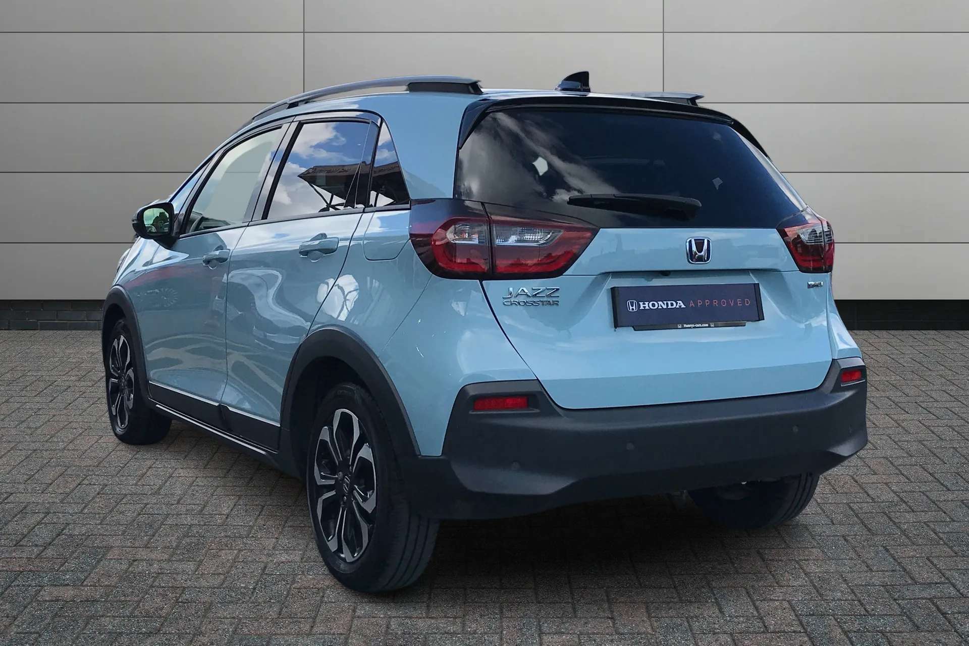 A 2022 HONDA JAZZ 1.5 i-MMD Hybrid Crosstar EX 5dr eCVT A 2022 HONDA JAZZ 1.5 i-MMD Hybrid Crosstar EX 5dr eCVT