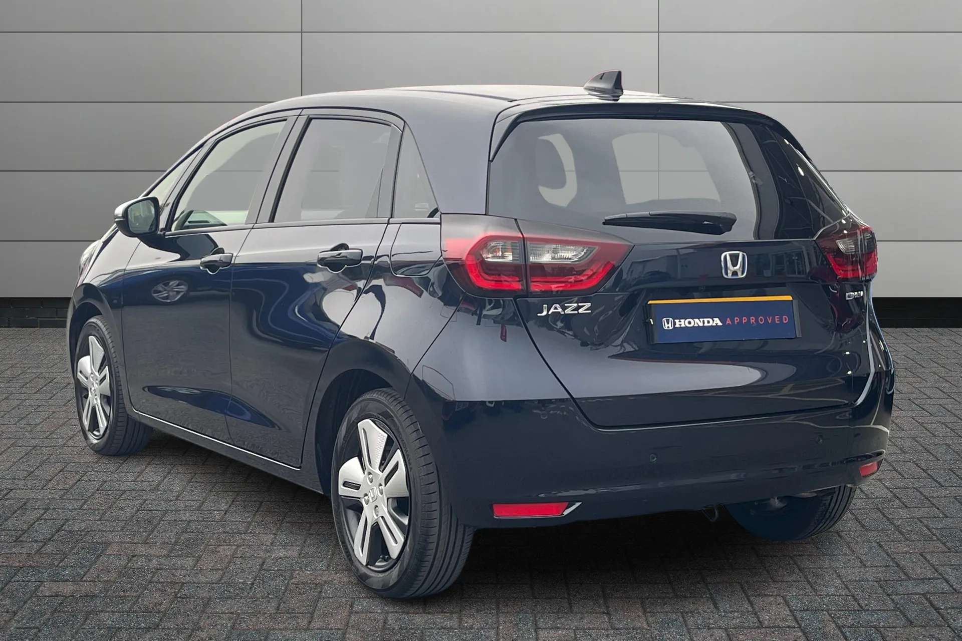A 2020 HONDA JAZZ 1.5 i-MMD Hybrid Crosstar EX 5dr eCVT A 2020 HONDA JAZZ 1.5 i-MMD Hybrid Crosstar EX 5dr eCVT