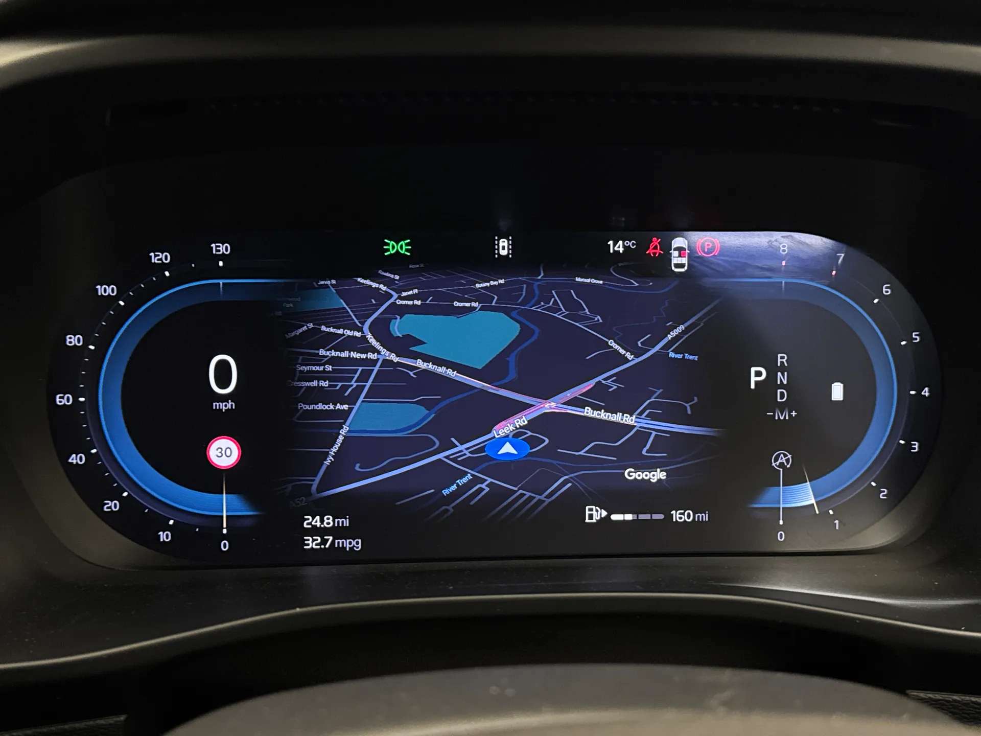 2024 VOLVO XC40 2024 VOLVO XC40