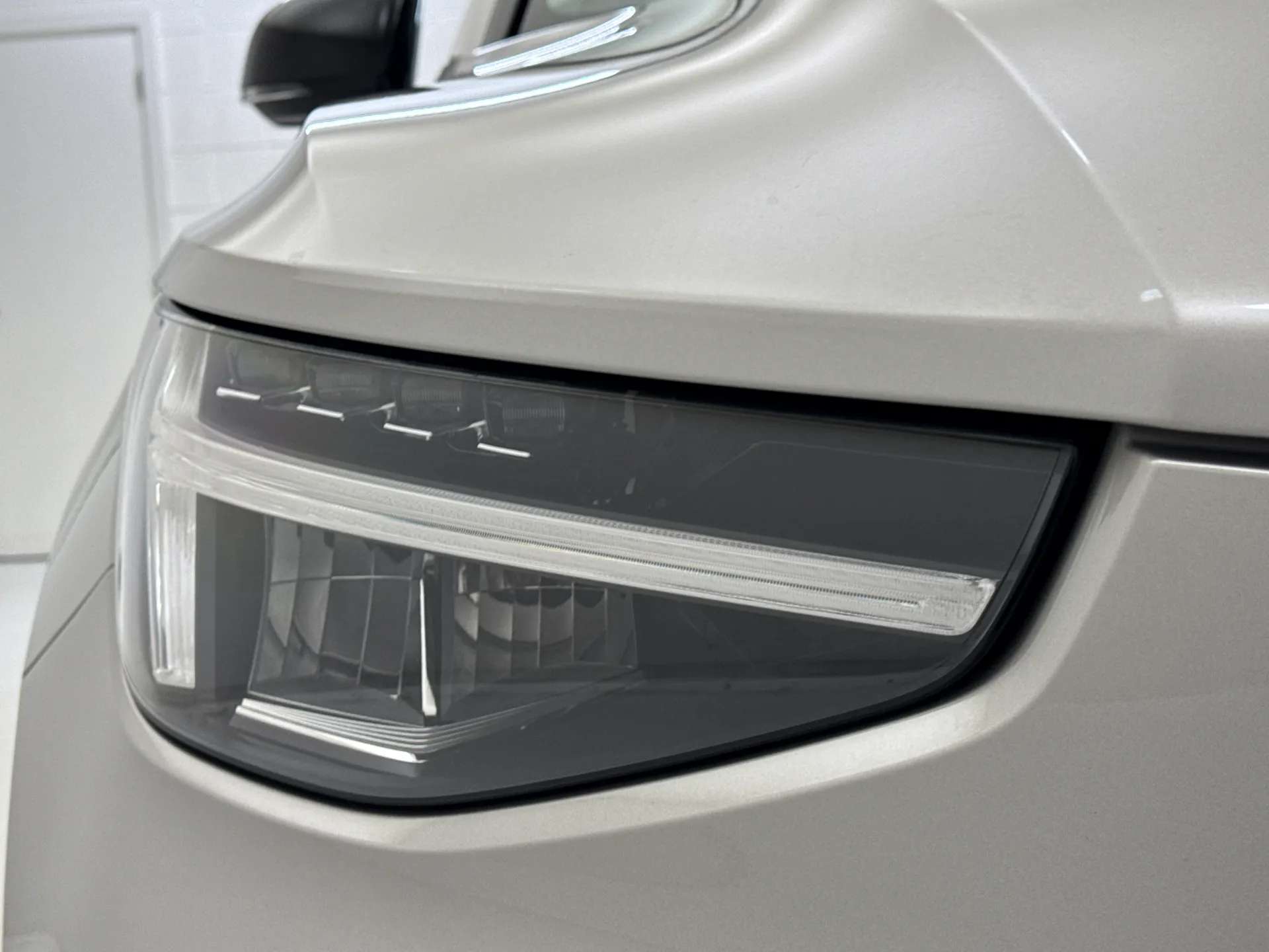 2024 VOLVO XC40 2024 VOLVO XC40