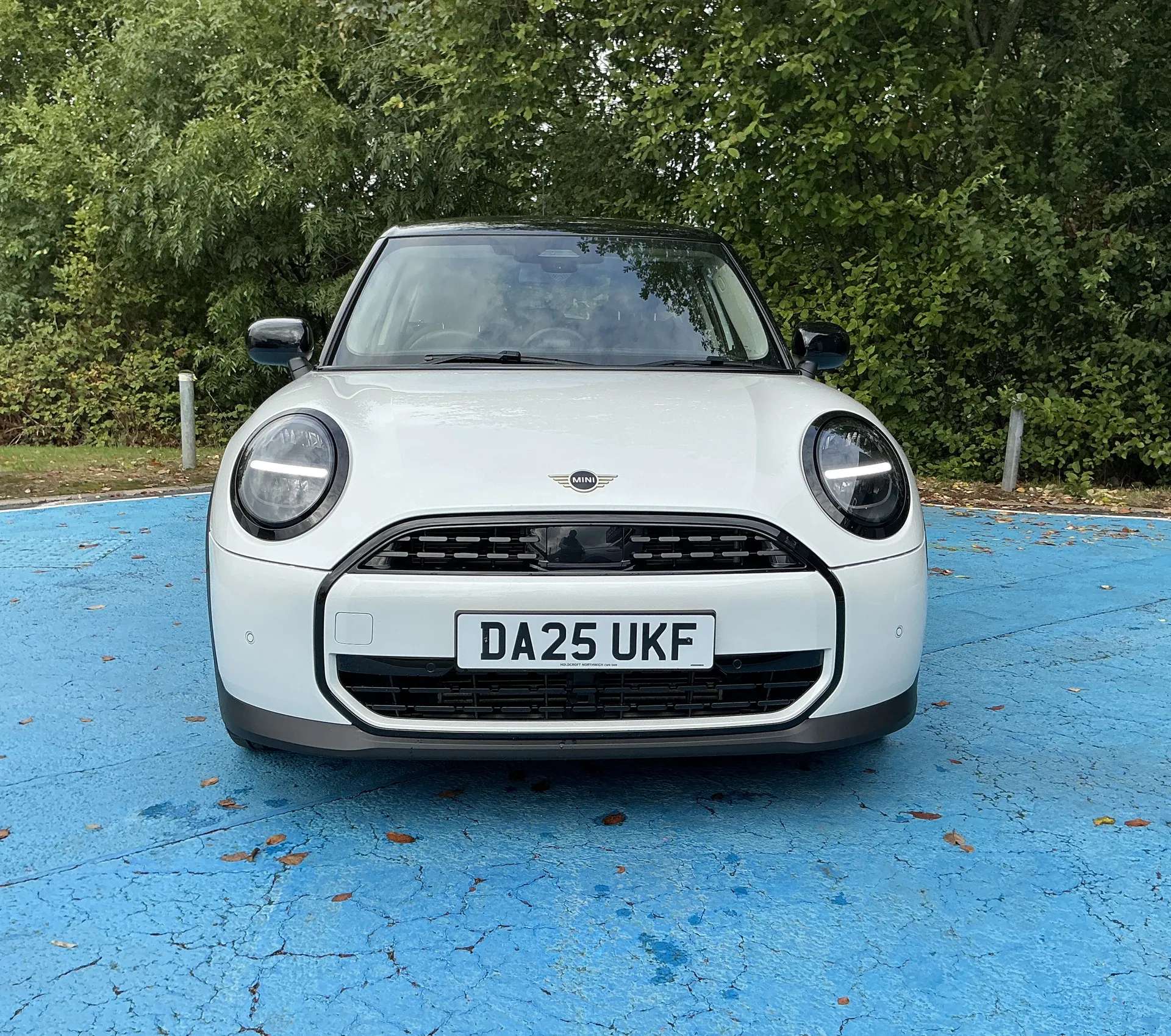 A 2025 MINI COOPER 1.5 C Classic 5dr Auto A 2025 MINI COOPER 1.5 C Classic 5dr Auto